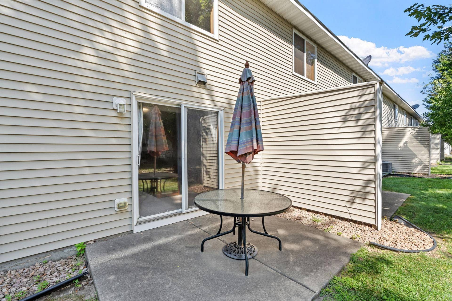 1585 Chartreux Avenue, Shakopee, MN 55379 1585 Chartreux Avenue, Shakopee, MN 55379