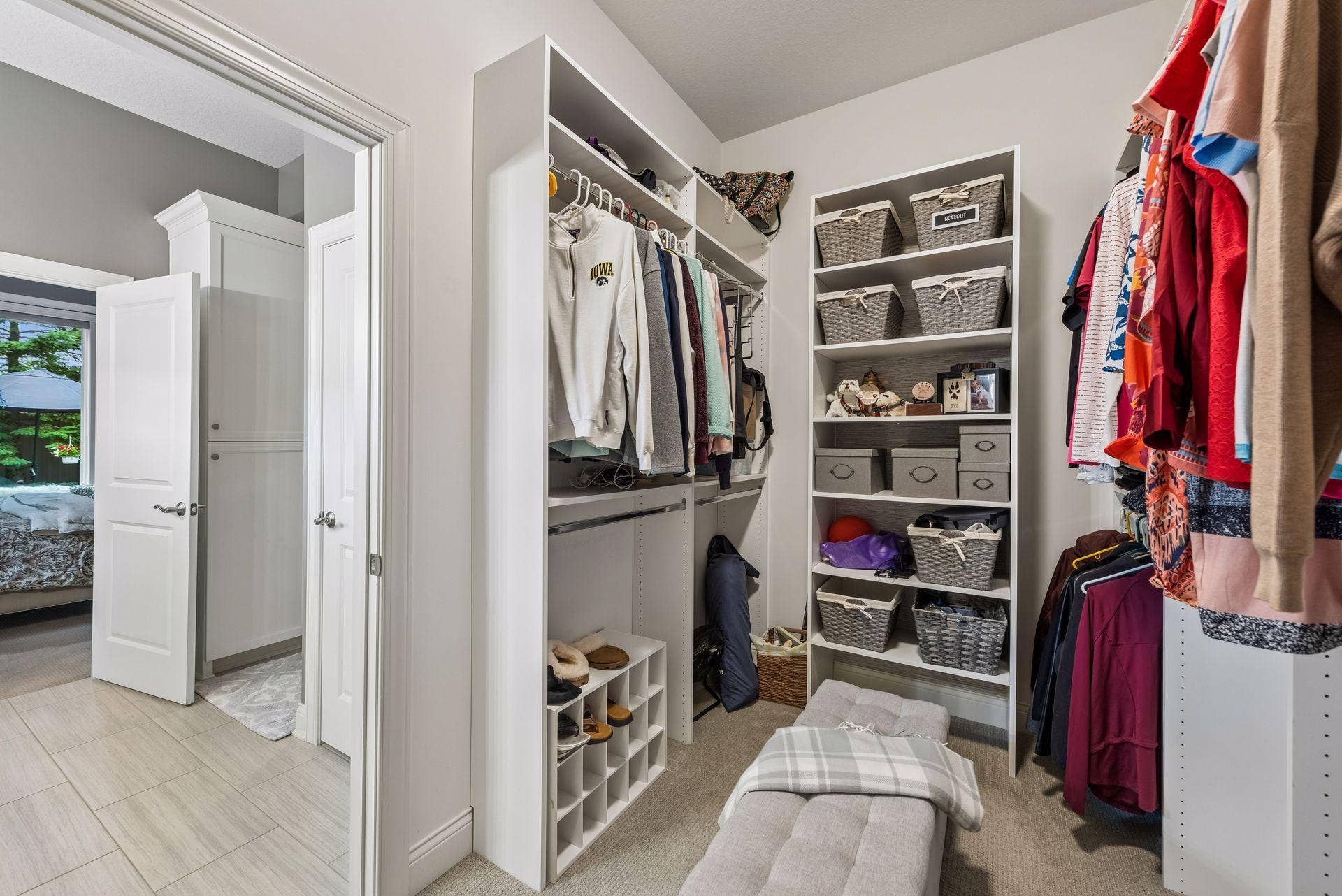 5010 Dale Ridge Road, Woodbury, MN 55129 Amazing walk-in closet with built-ins and organization tactics to place your clothing and other storage!