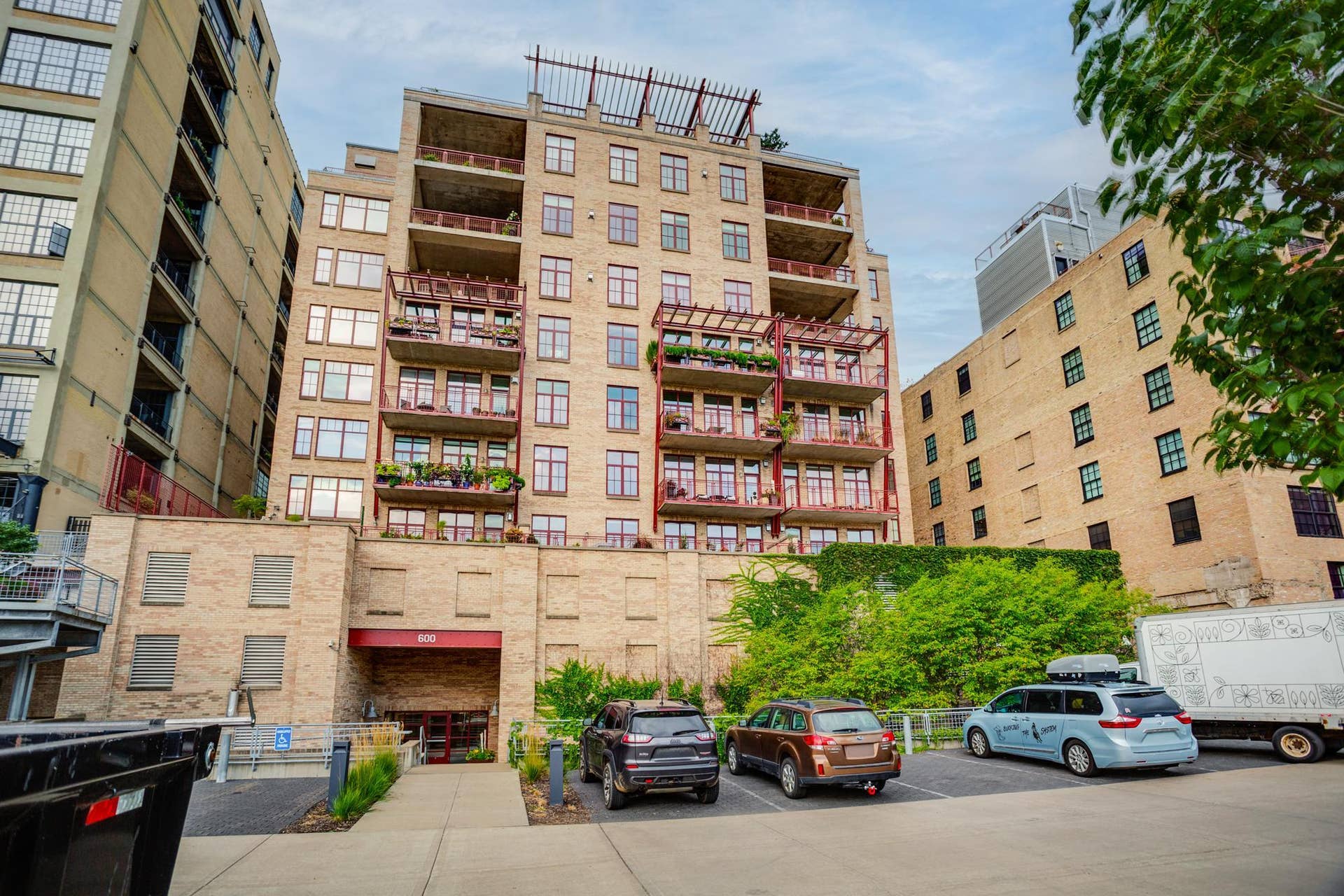 600 S 2nd Street, #S108, 18, Minneapolis, MN 55401 The guest parking lot is unassigned and requires guest sign-in.
