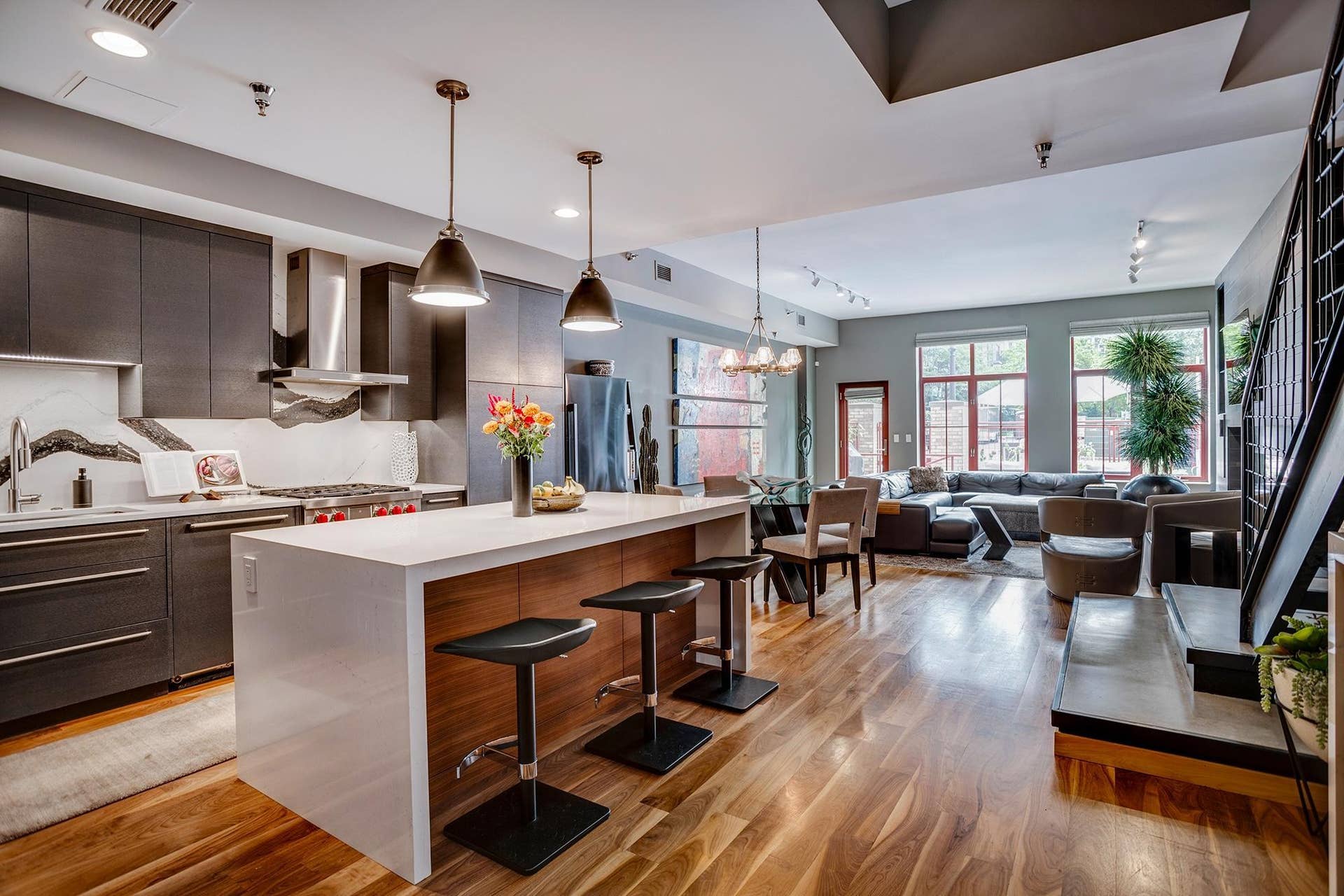 600 S 2nd Street, #S108, 18, Minneapolis, MN 55401 An exquisitely remodeled two-story residence at Stone Arch Lofts, this 2BD + den/office, 3BA home offers sophisticated living, exceptional custom finishes and a private patio in the heart of the historic Mill District.