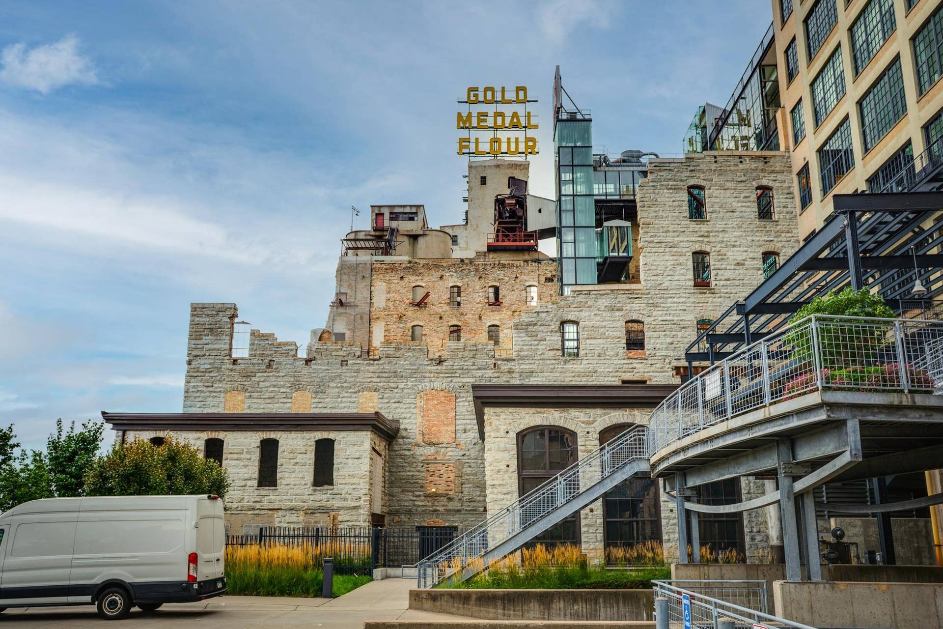 600 S 2nd Street, #S108, 18, Minneapolis, MN 55401 View of the Mill City Museum and mill ruins from the back guest parking lot.