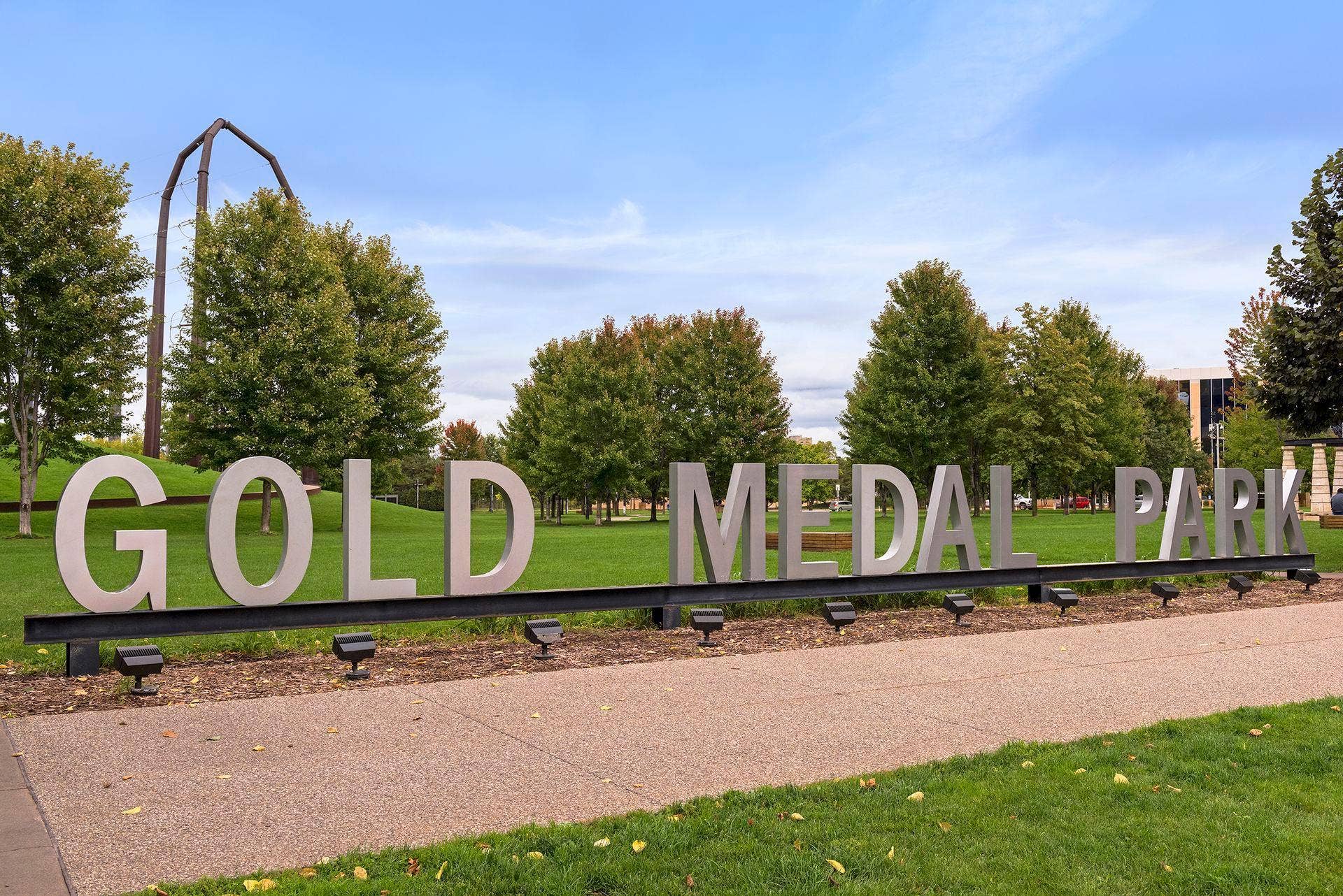 600 S 2nd Street, #S108, 18, Minneapolis, MN 55401 Nestled in the vibrant Mill District, live near iconic destinations including the Guthrie Theater, Stone Arch Bridge, and Mill City Museum, along with the North Loop and Downtown West neighborhoods, celebrated restaurants and shops, coffee, grocery,