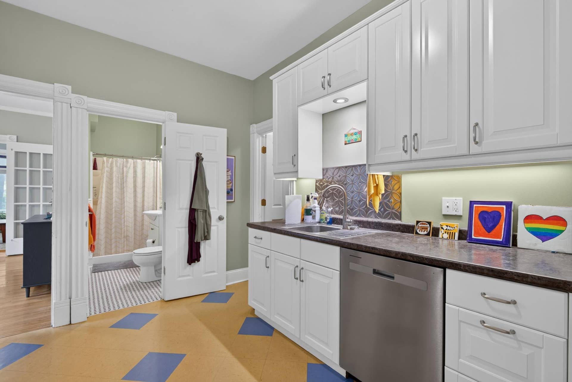 444-446 Madison Street NE, 71, Minneapolis, MN 55413 Unit 4 (10).jpg