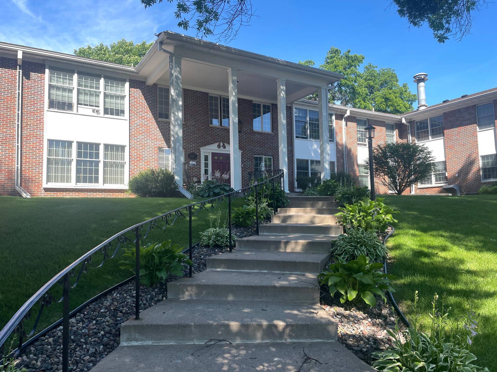 408 3rd Street N, #104, Stillwater, MN 55082 408 3rd Street N, #104, Stillwater, MN 55082