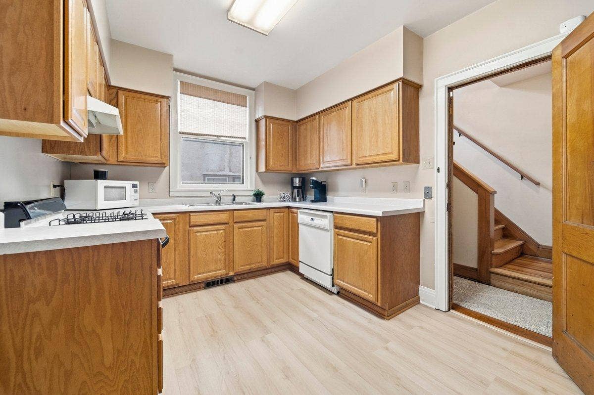 3428 Hennepin Avenue S, 23, Minneapolis, MN 55408 3428 Hennepin-24.jpg
