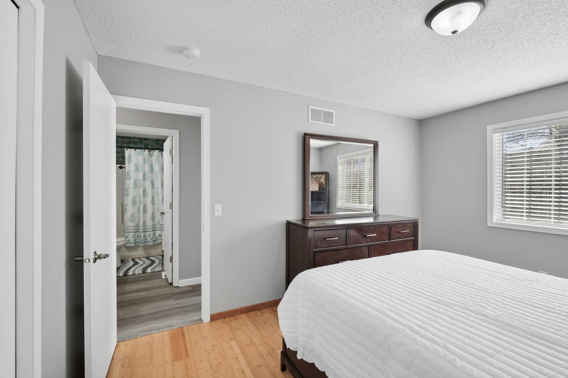 617 13th Street, Farmington, MN 55024 06 Bedroom 1-2.jpg