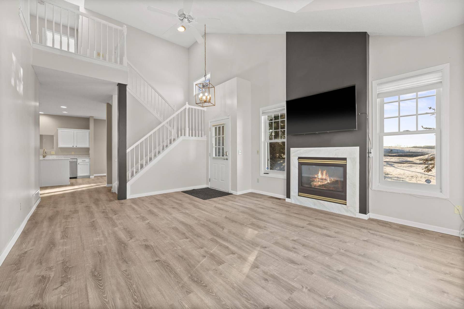 401 Hickory Lane N, Oakdale, MN 55128 6-web-or-mls-100-3.jpg