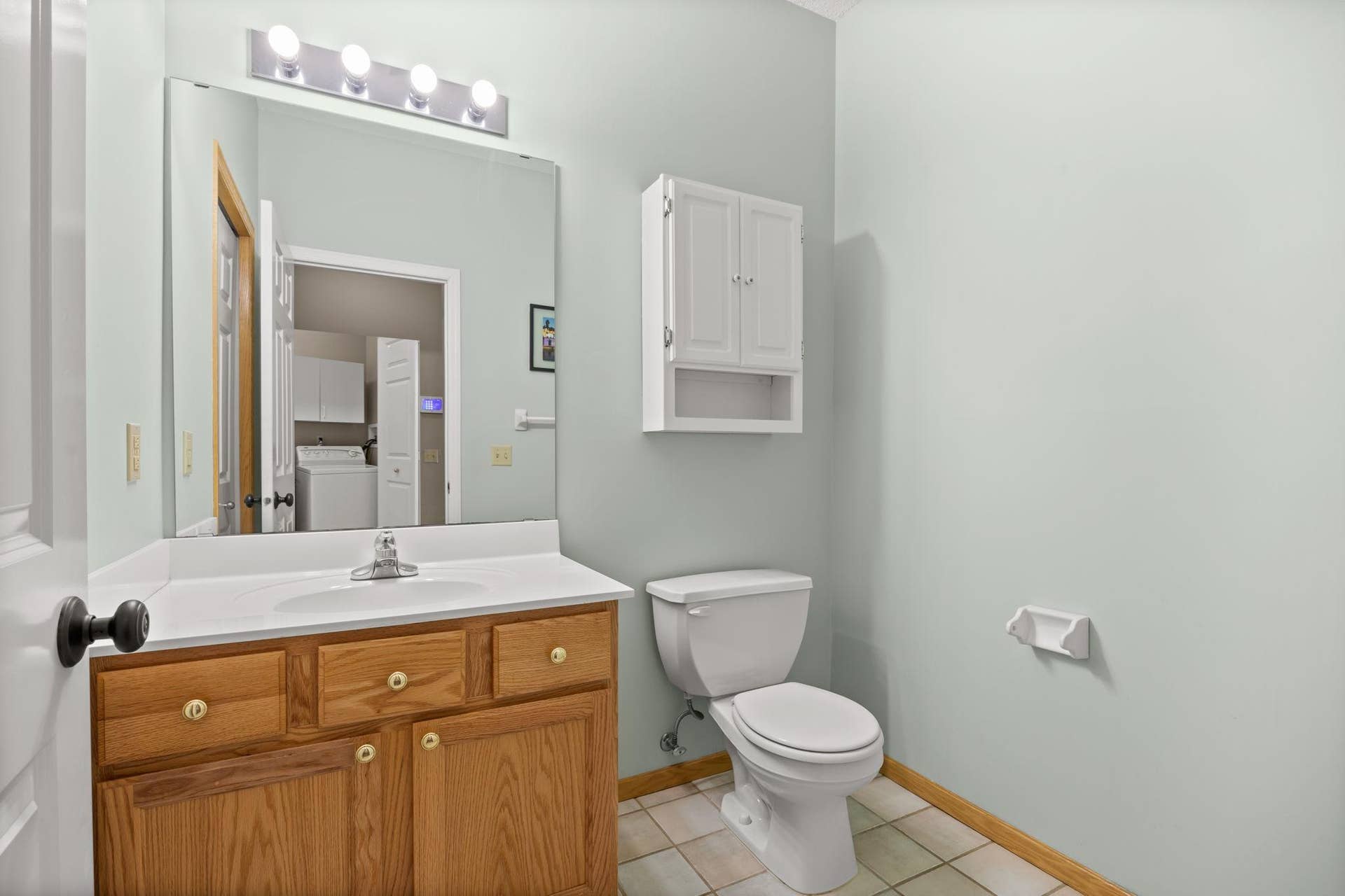 401 Hickory Lane N, Oakdale, MN 55128 14-web-or-mls-100-11.jpg