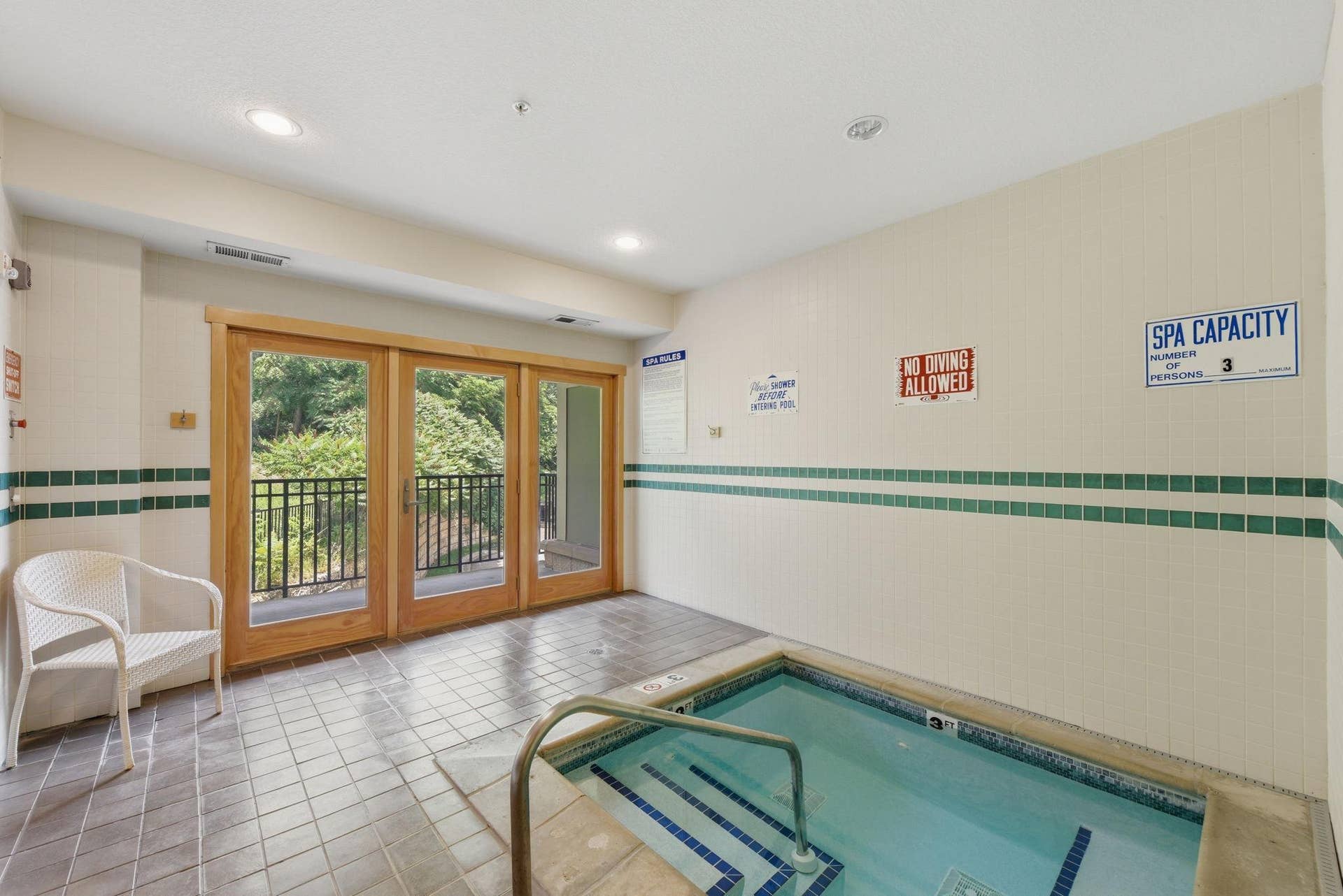 350 Main Street N, #446, Stillwater, MN 55082 Exercise Room -Hot tub