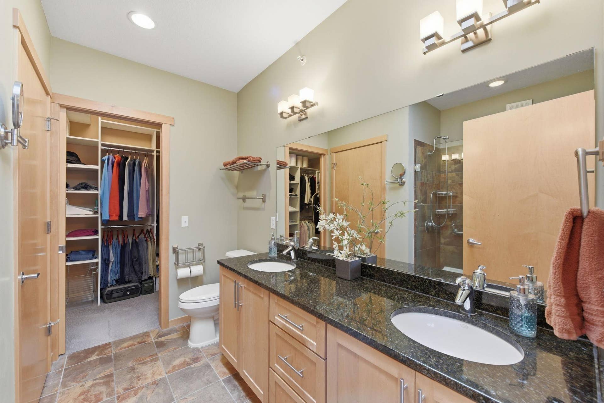 350 Main Street N, #446, Stillwater, MN 55082 Primary Bath w/ new Skylight