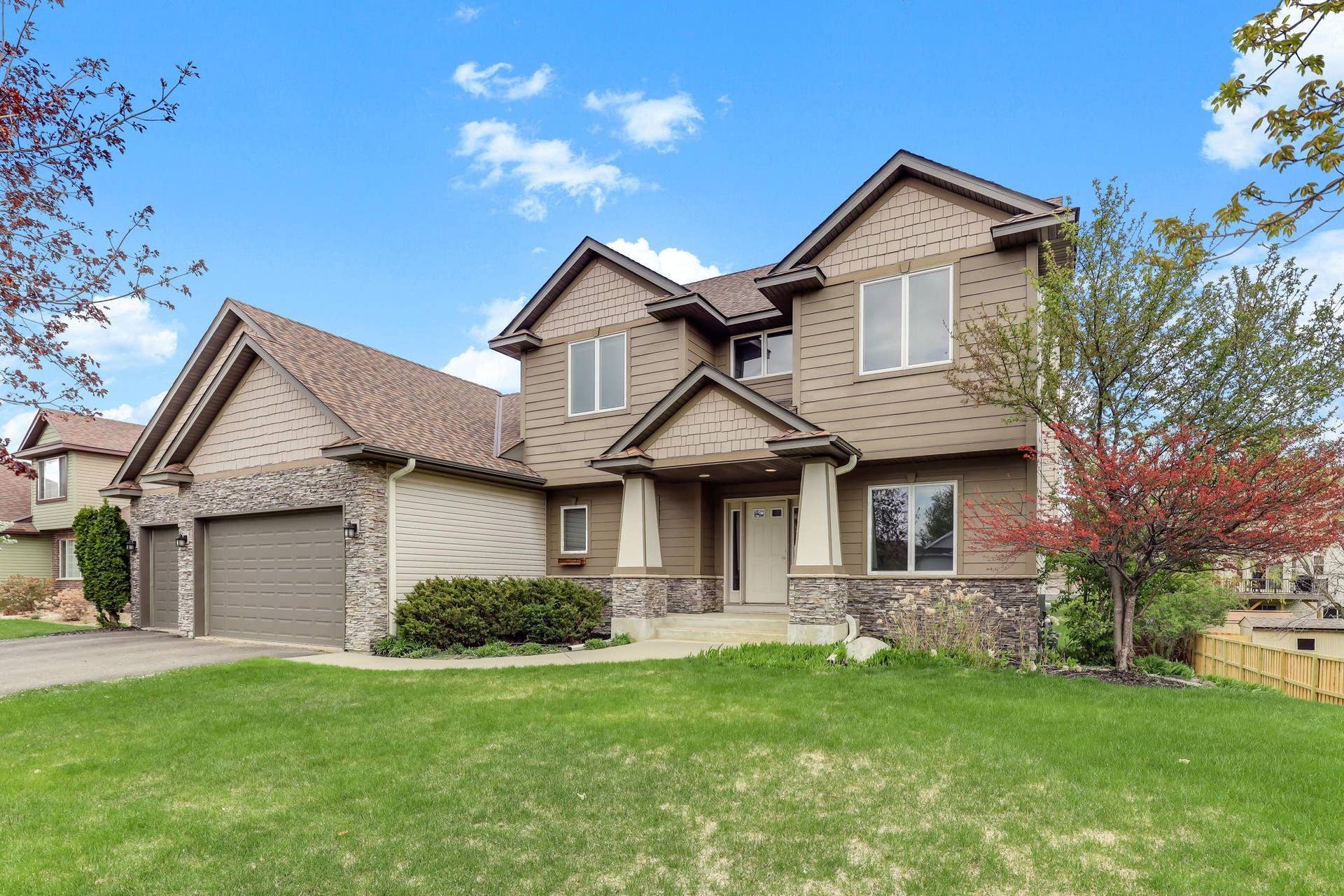 10360 Quail Avenue N, Brooklyn Park, MN 55443 2-web-or-mls-10360-Quail-Ave-N-02.jpg