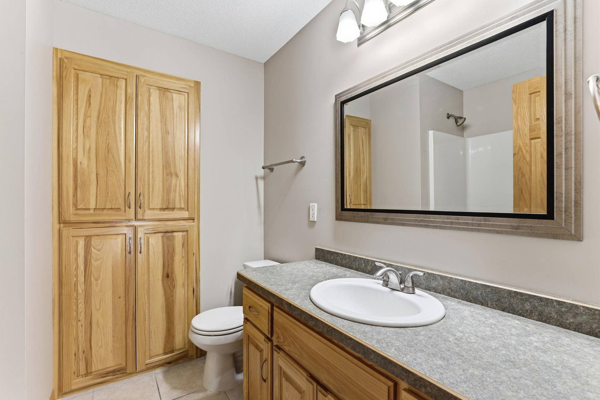 10360 Quail Avenue N, Brooklyn Park, MN 55443 31-web-or-mls-10360-Quail-Ave-N-31.jpg