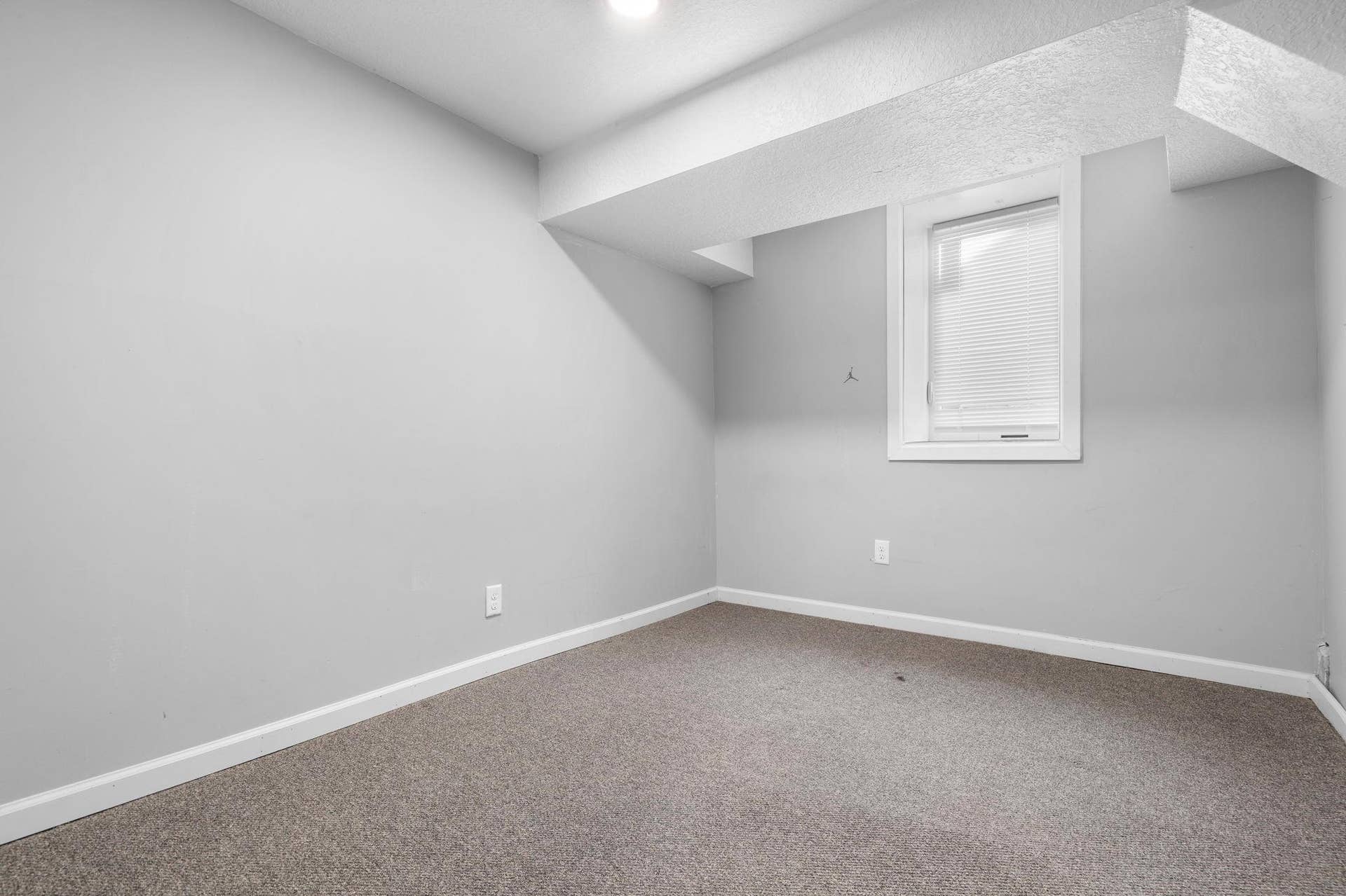 1111 N 17th Avenue N, 57, Minneapolis, MN 55411 18-web-or-mls-A7305226.JPG