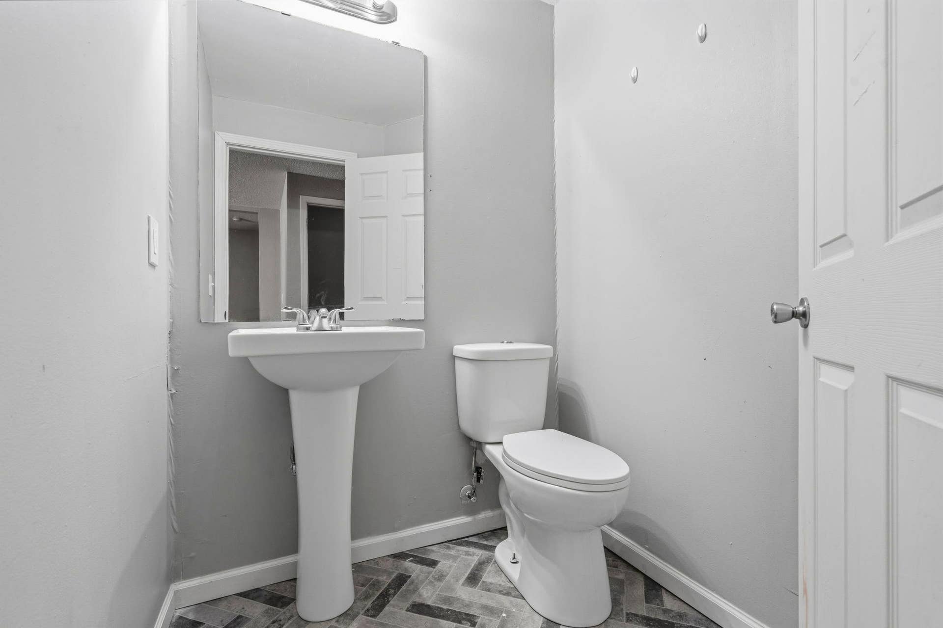 1111 N 17th Avenue N, 57, Minneapolis, MN 55411 27-web-or-mls-A7305278.JPG