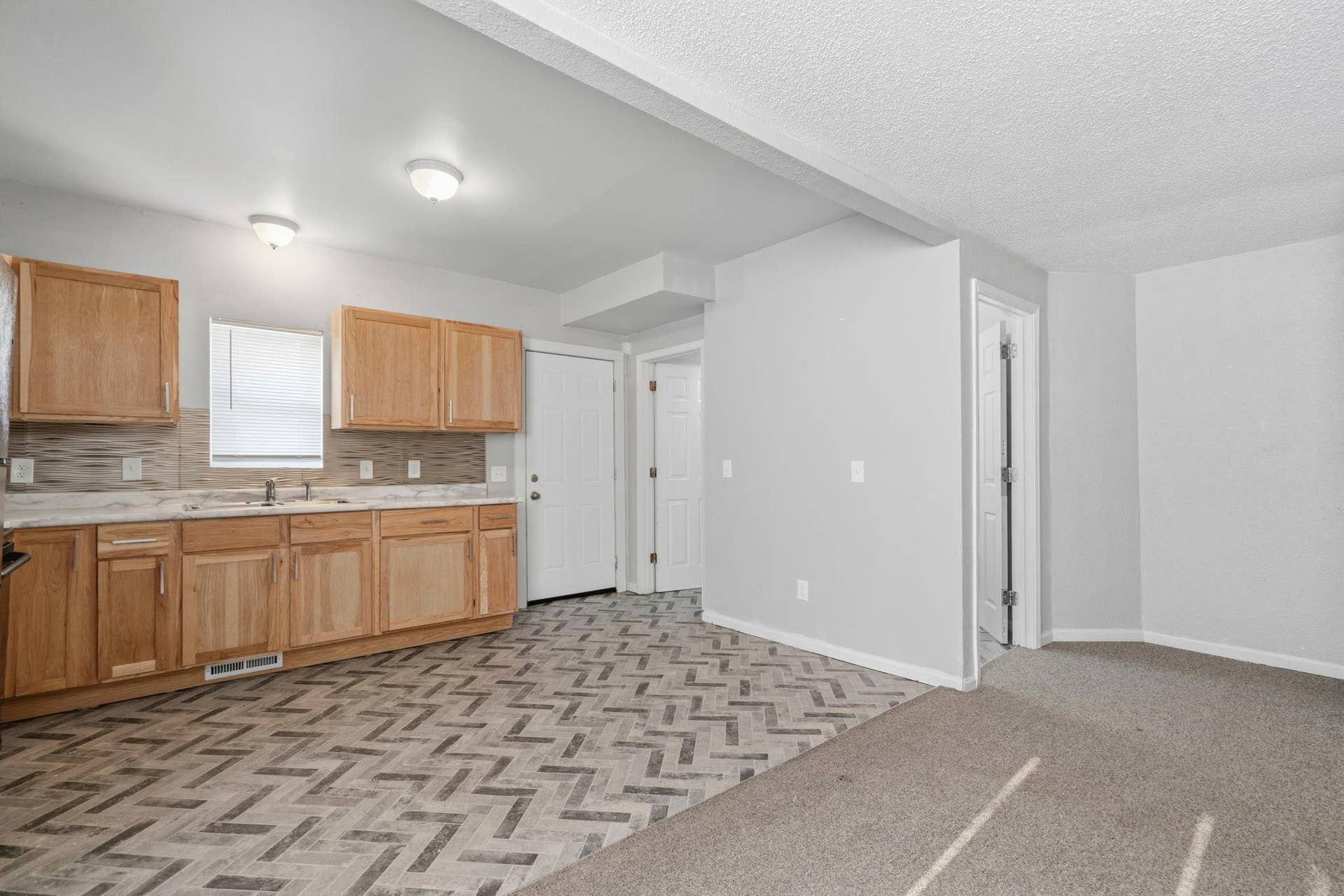 1111 N 17th Avenue N, 57, Minneapolis, MN 55411 16-web-or-mls-A7305258.JPG