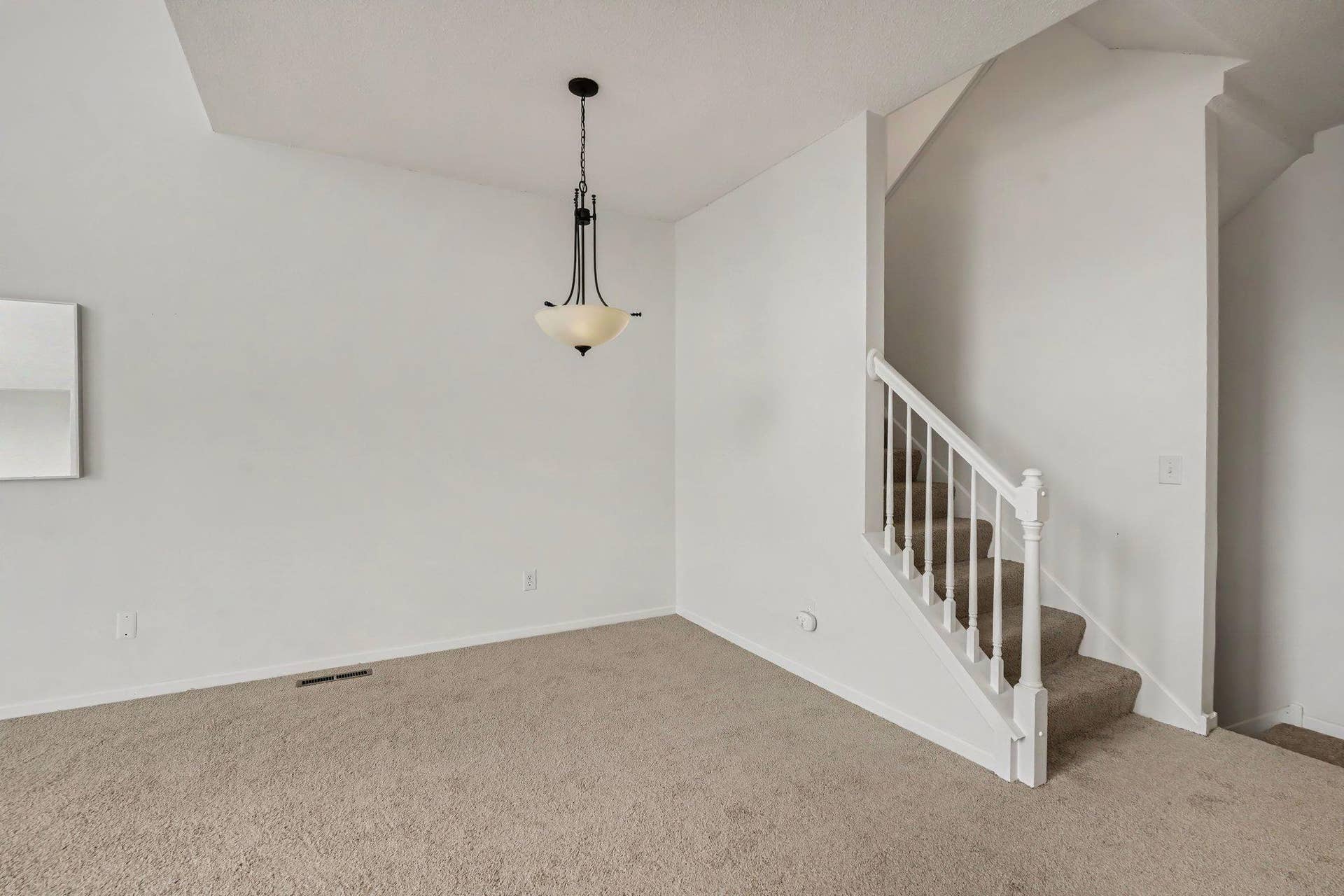 697 Kingfisher Lane, #H, Woodbury, MN 55125 Dining Room Space