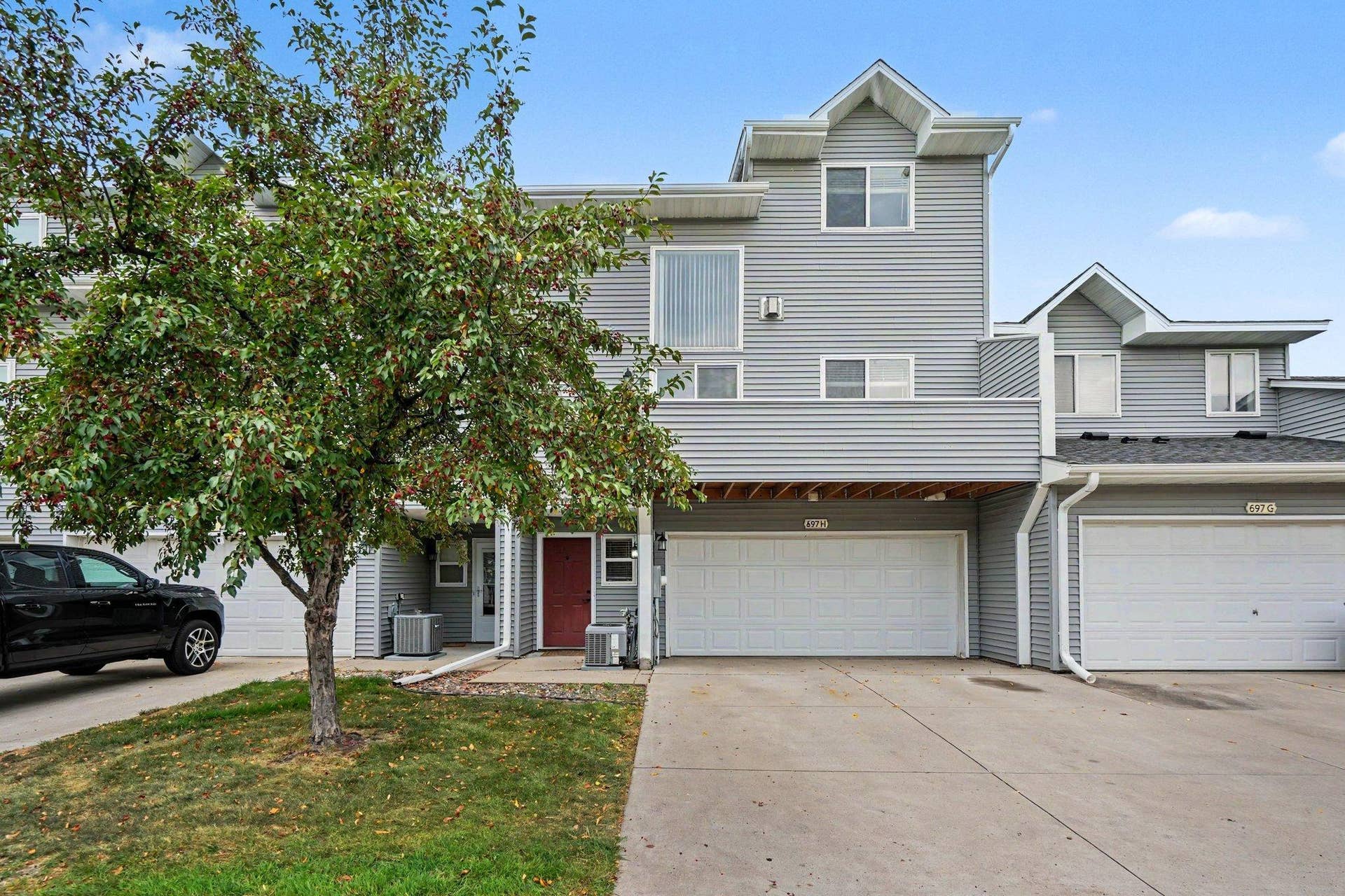 697 Kingfisher Lane, #H, Woodbury, MN 55125 One last look before you come see it!