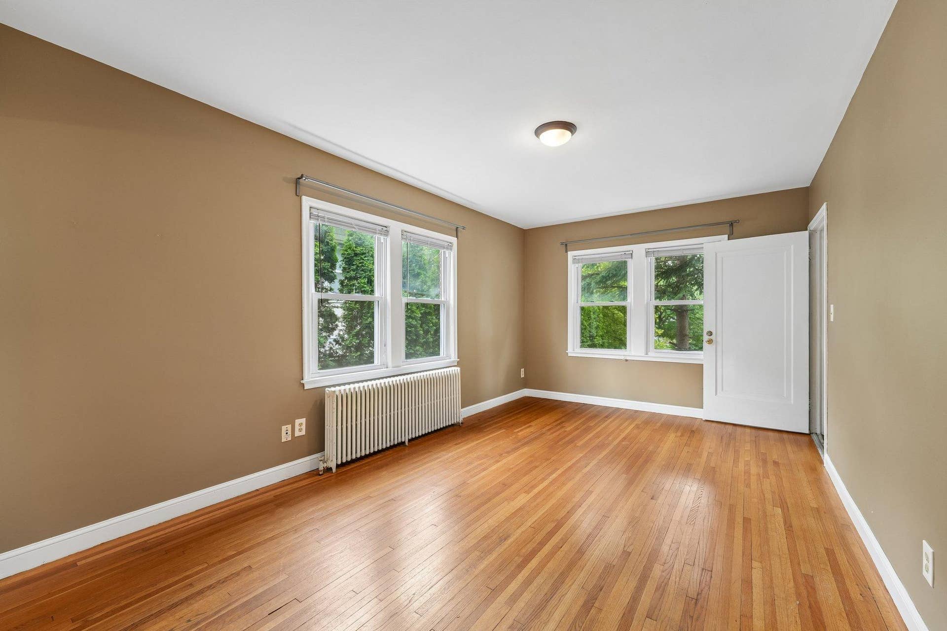 3412 Humboldt Avenue S, 23, Minneapolis, MN 55408 Main Floor Unit