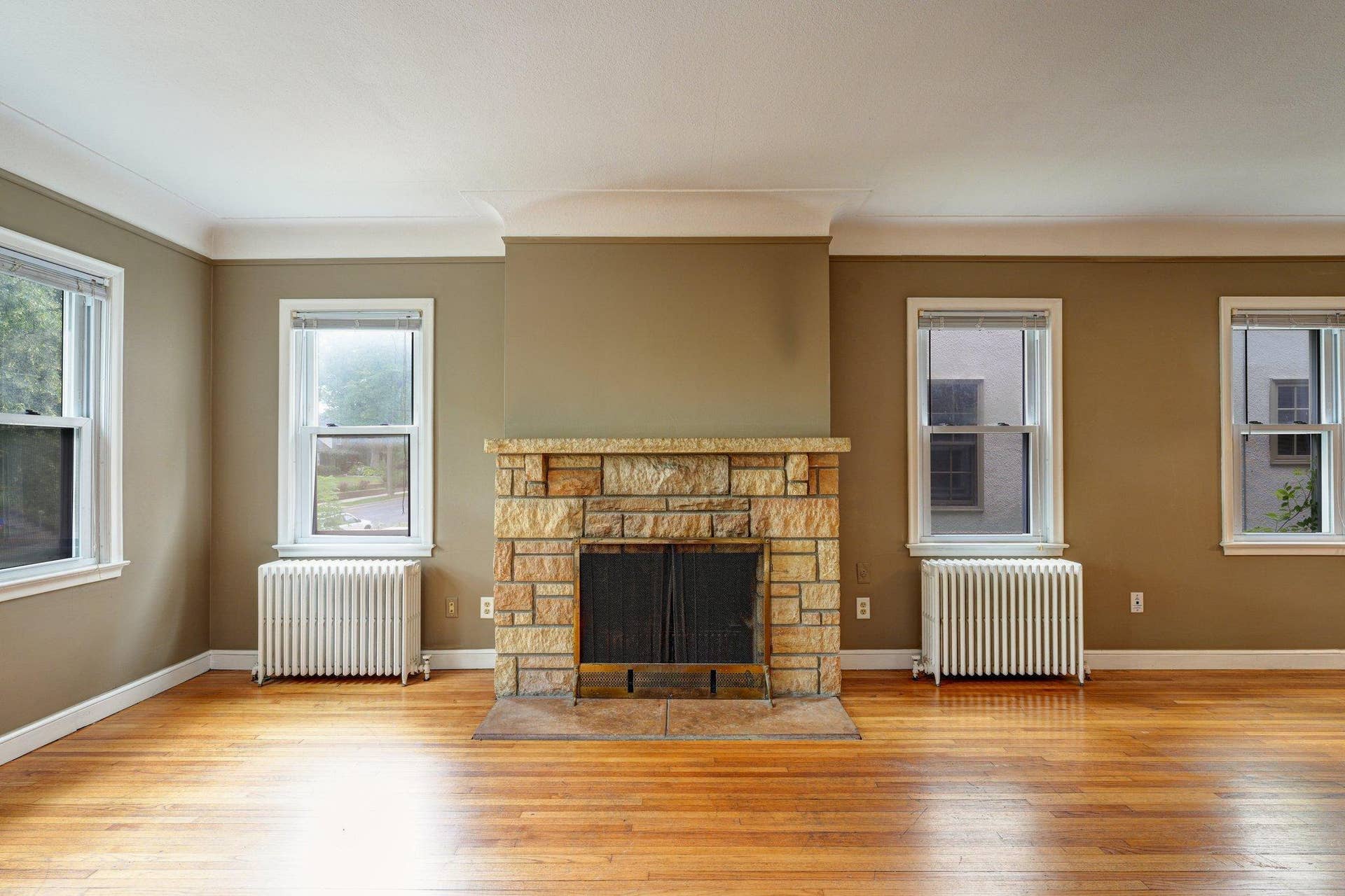 3412 Humboldt Avenue S, 23, Minneapolis, MN 55408 Main Floor Unit