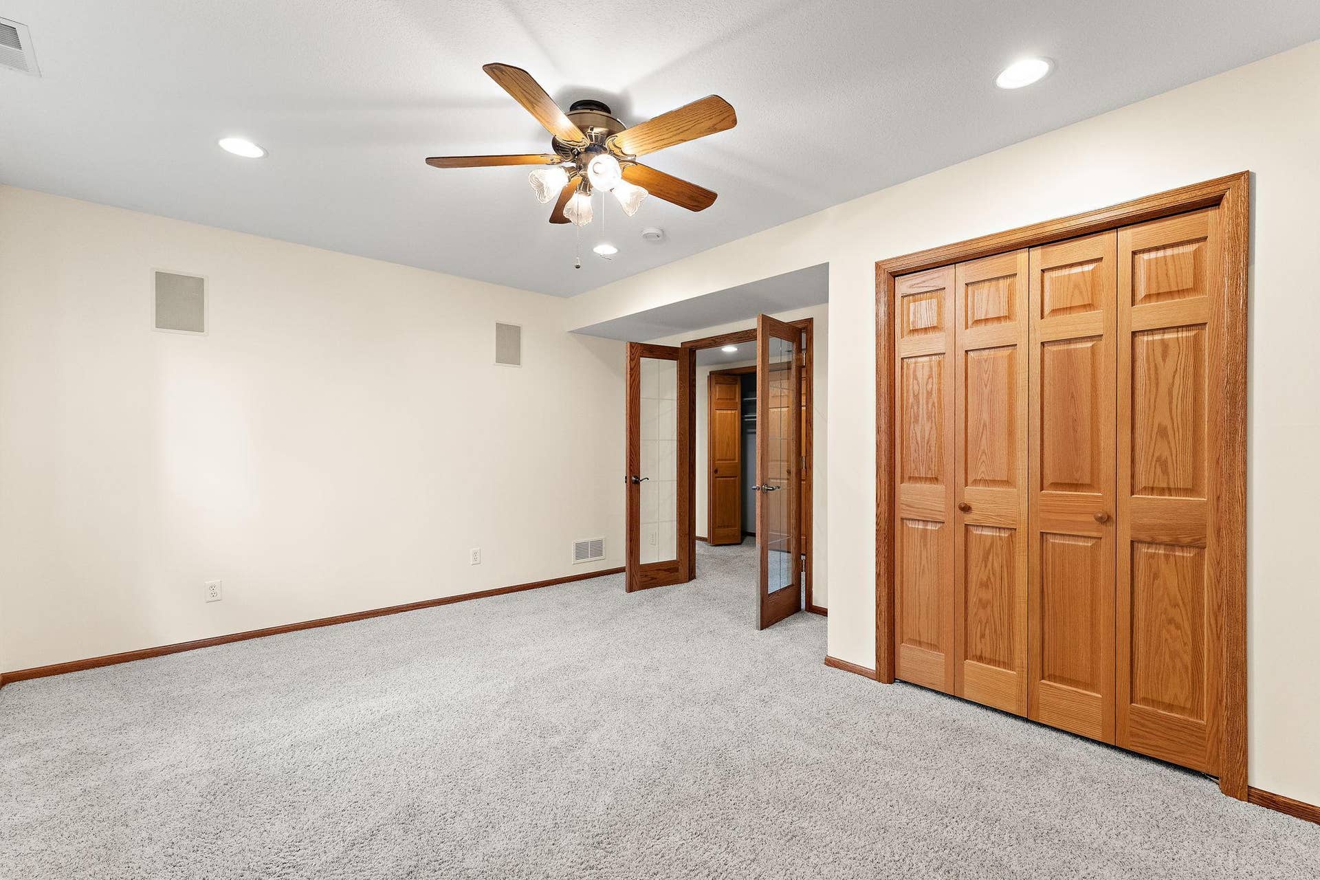 8030 Somerset Road, Woodbury, MN 55125 56-web-or-mls-UAV Vision Media Interiors (29).jpg