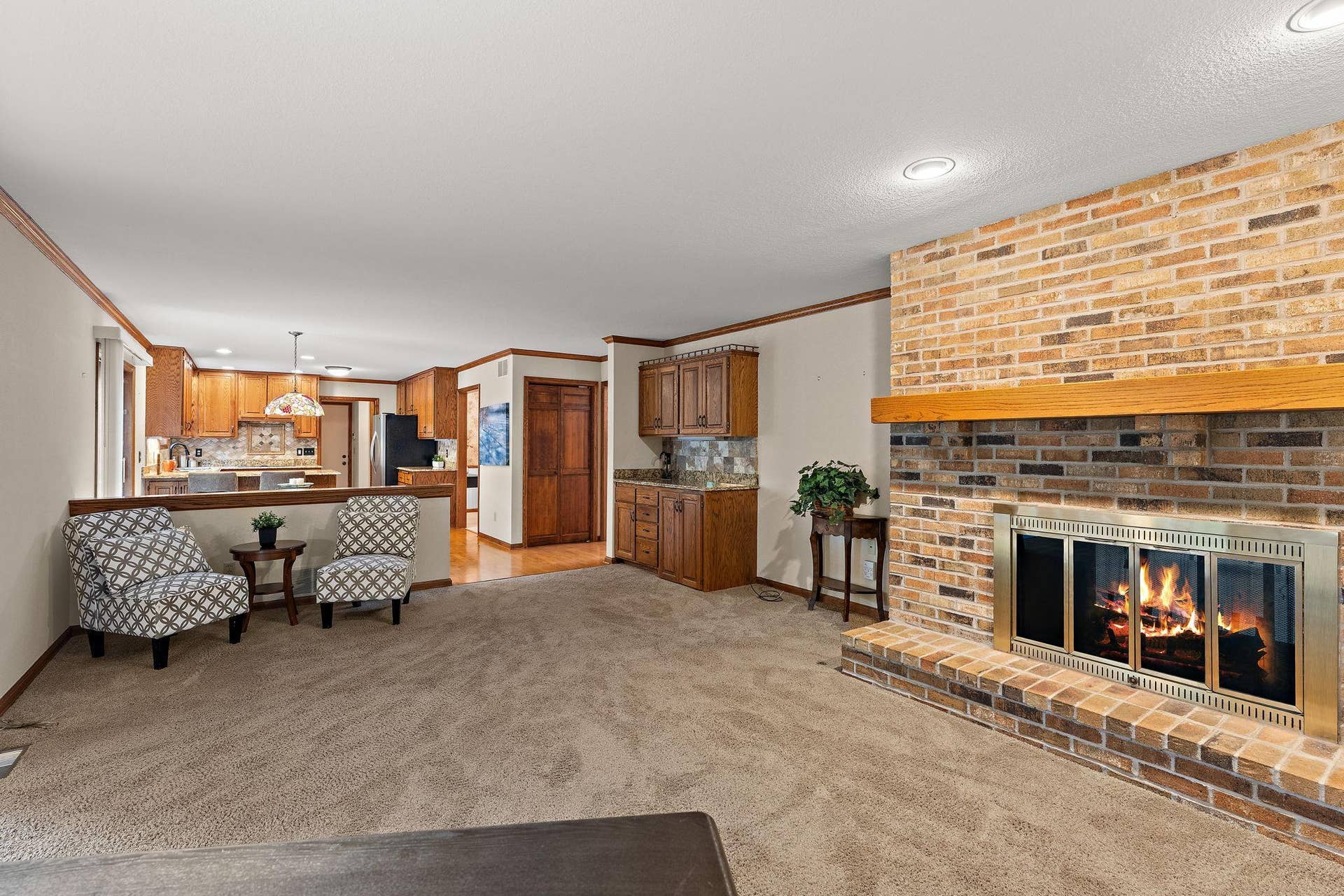 8030 Somerset Road, Woodbury, MN 55125 39-web-or-mls-UAV Vision Media Interiors (12).jpg