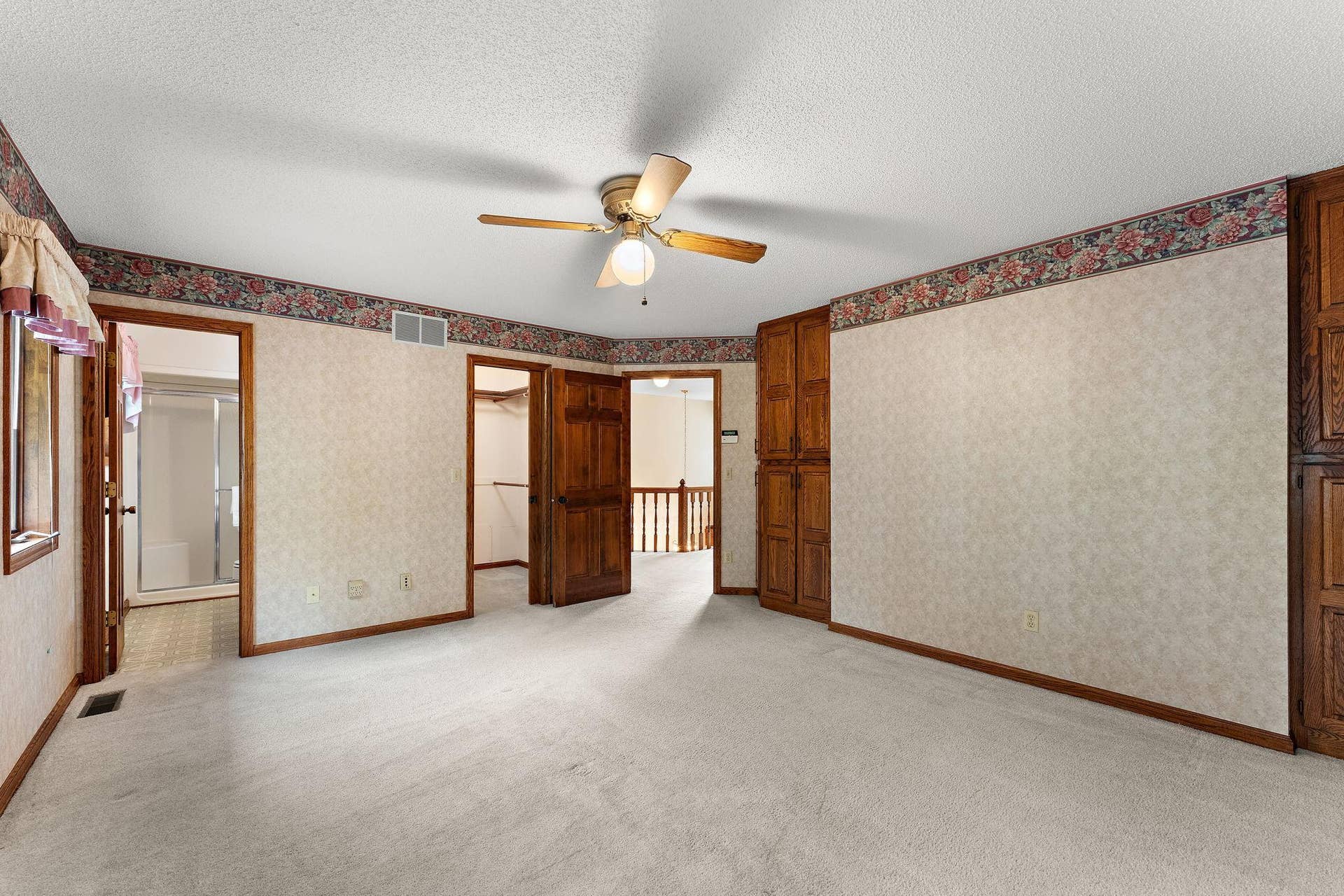 8030 Somerset Road, Woodbury, MN 55125 33-web-or-mls-UAV Vision Media Interiors (6).jpg