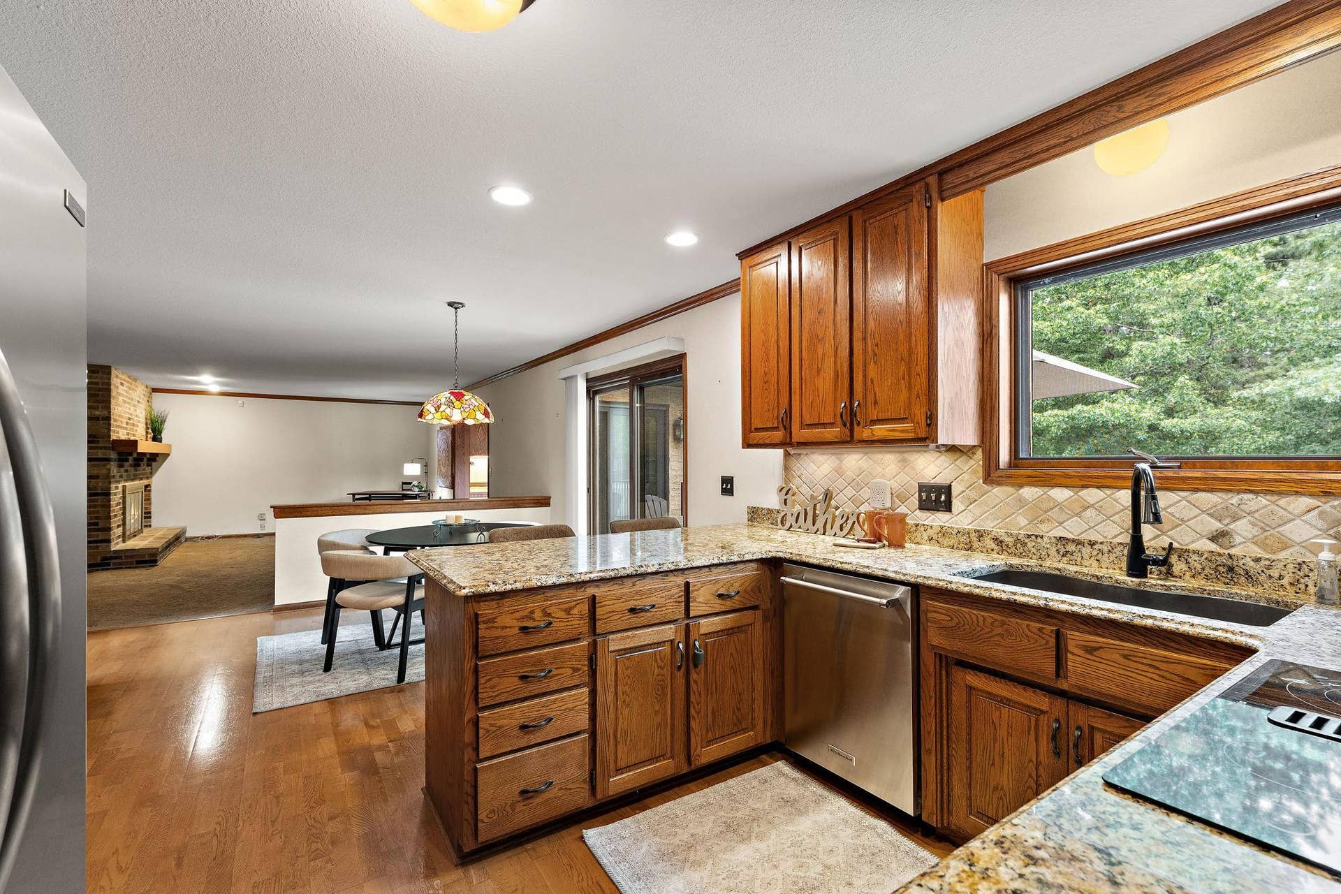 8030 Somerset Road, Woodbury, MN 55125 50-web-or-mls-UAV Vision Media Interiors (23).jpg