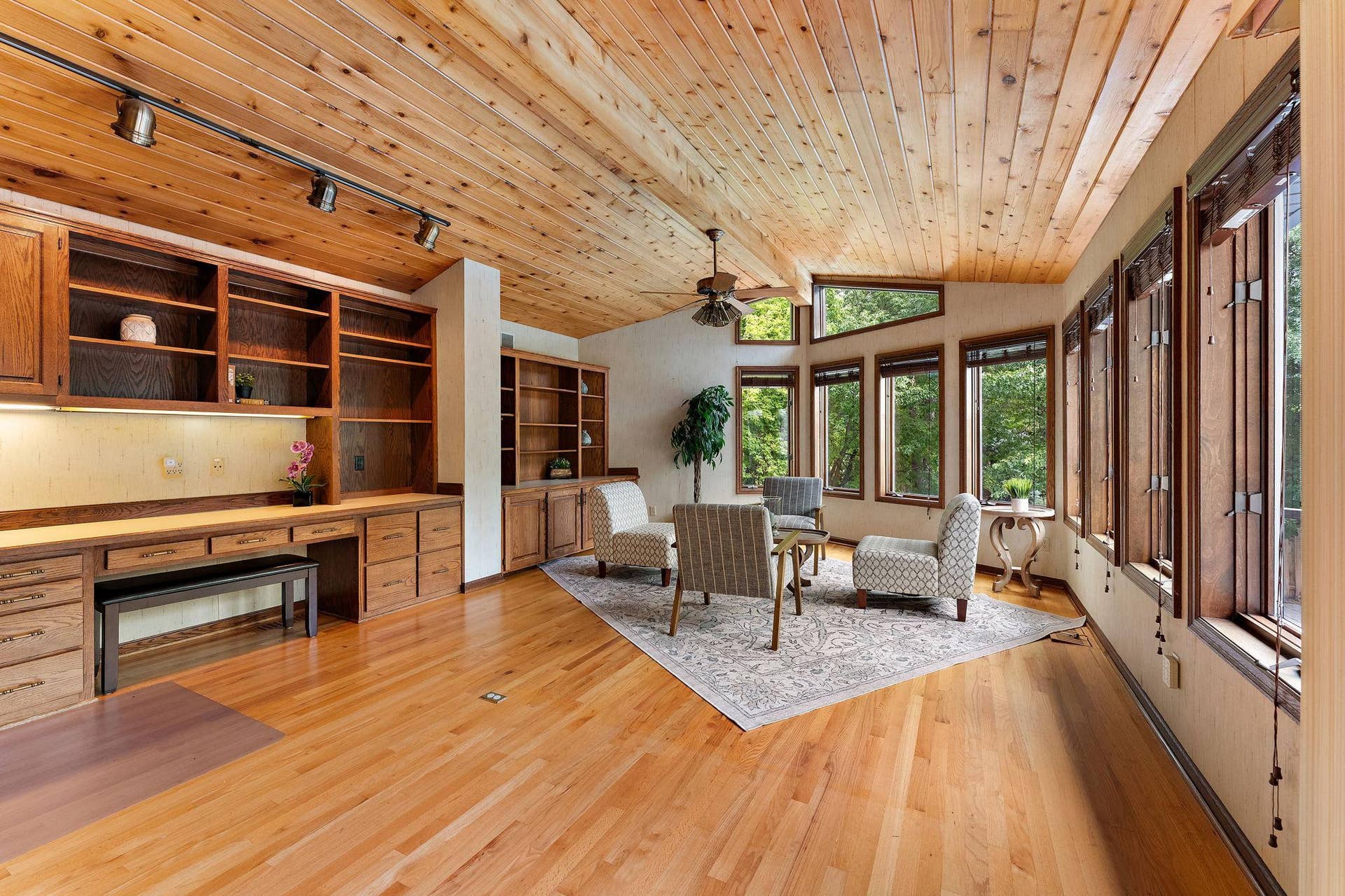 8030 Somerset Road, Woodbury, MN 55125 41-web-or-mls-UAV Vision Media Interiors (14).jpg