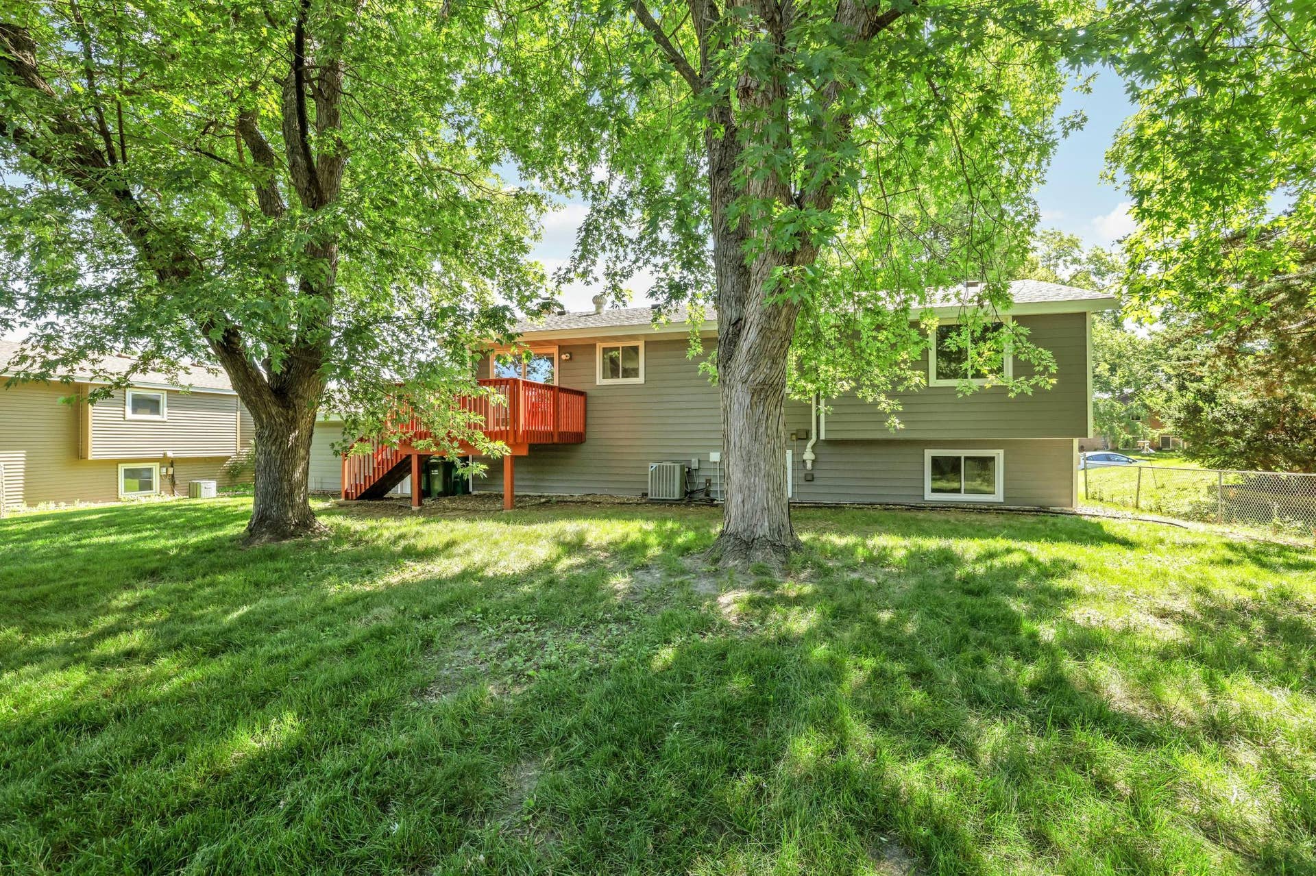 2741 Xylon Avenue N, New Hope, MN 55427 2741 Xylon Avenue N, New Hope, MN 55427