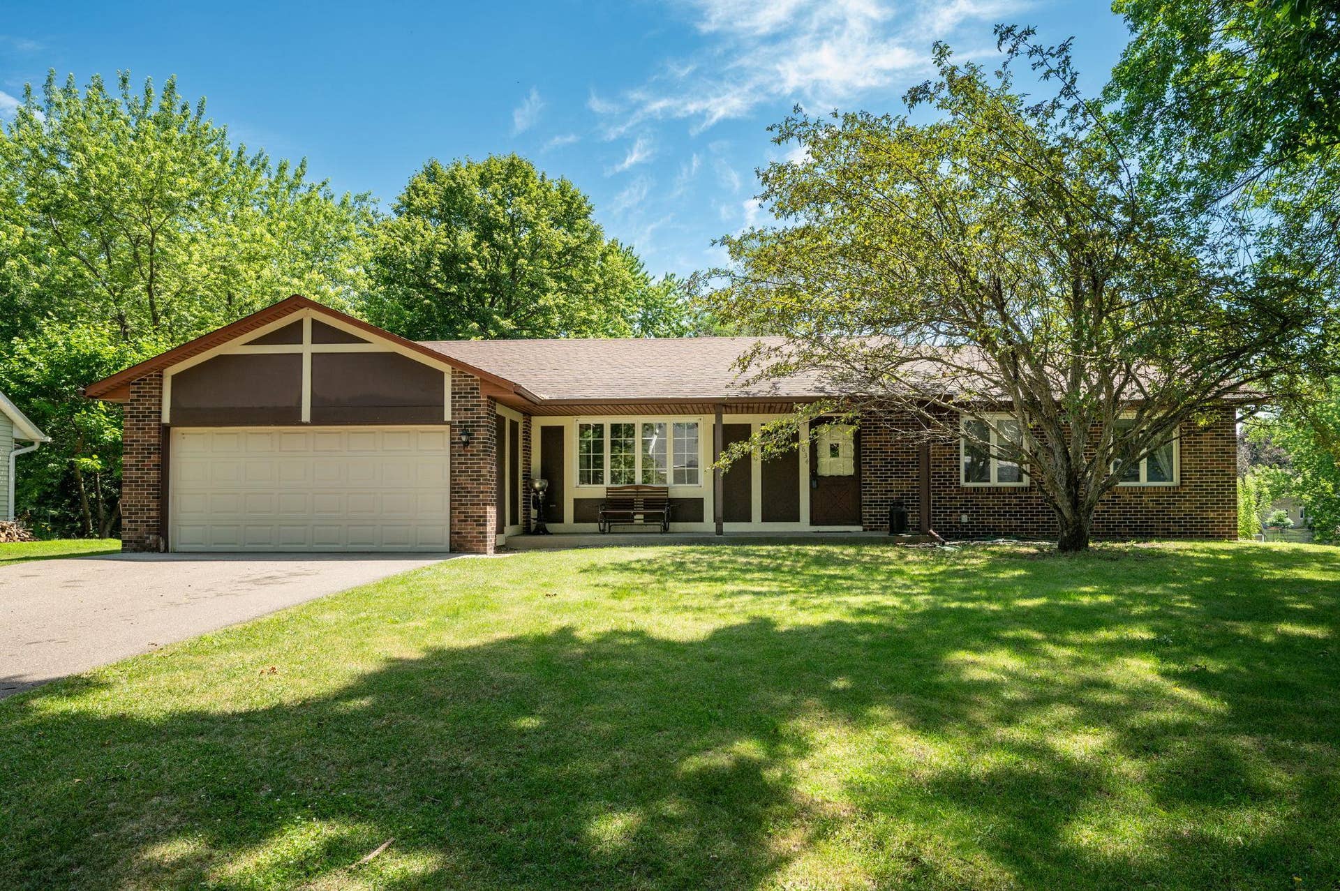 1-web-or-mls-10634-wellington-ln-n.jpg