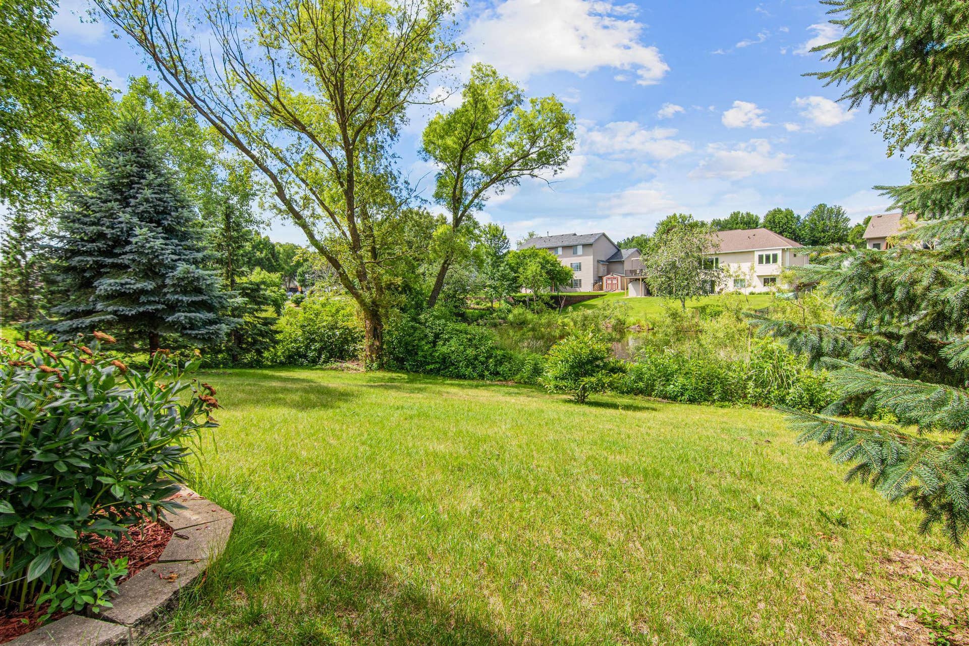 8417 Ashford Rd, Woodbury, MN-30.jpg