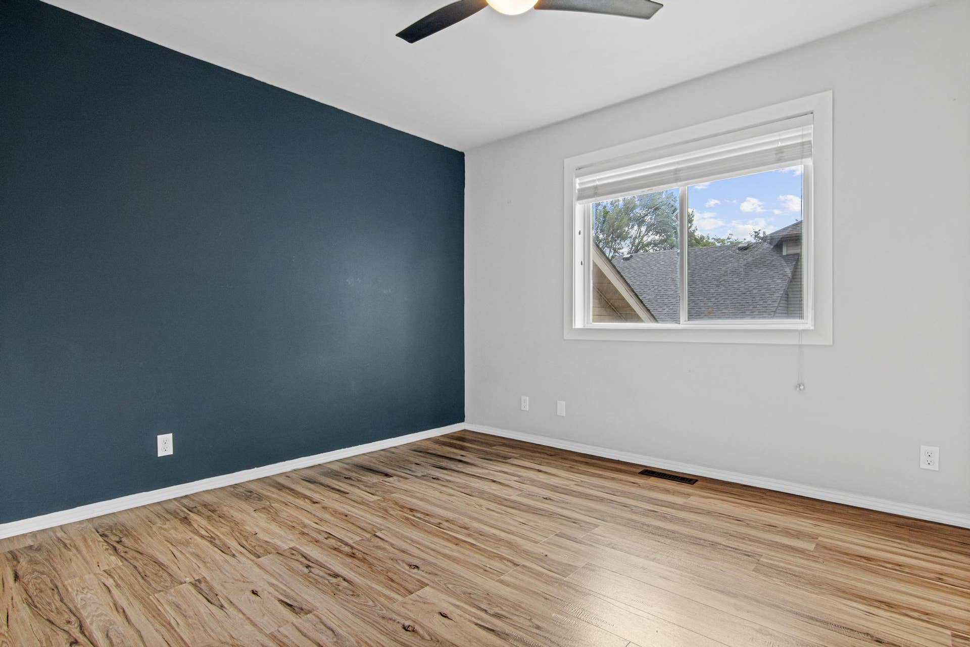 8417 Ashford Rd, Woodbury, MN-13.jpg