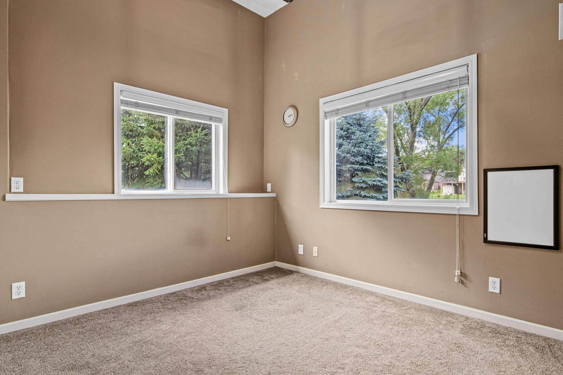 8417 Ashford Rd, Woodbury, MN-21.jpg