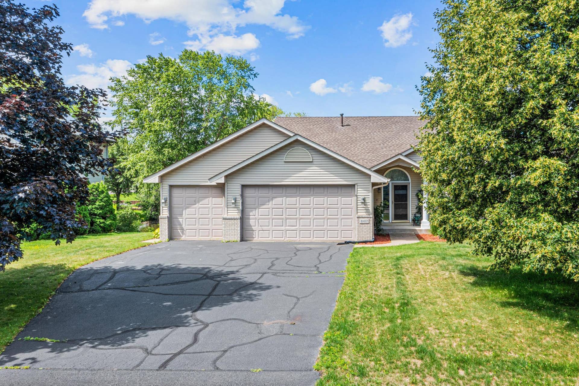 8417 Ashford Rd, Woodbury, MN-32.jpg