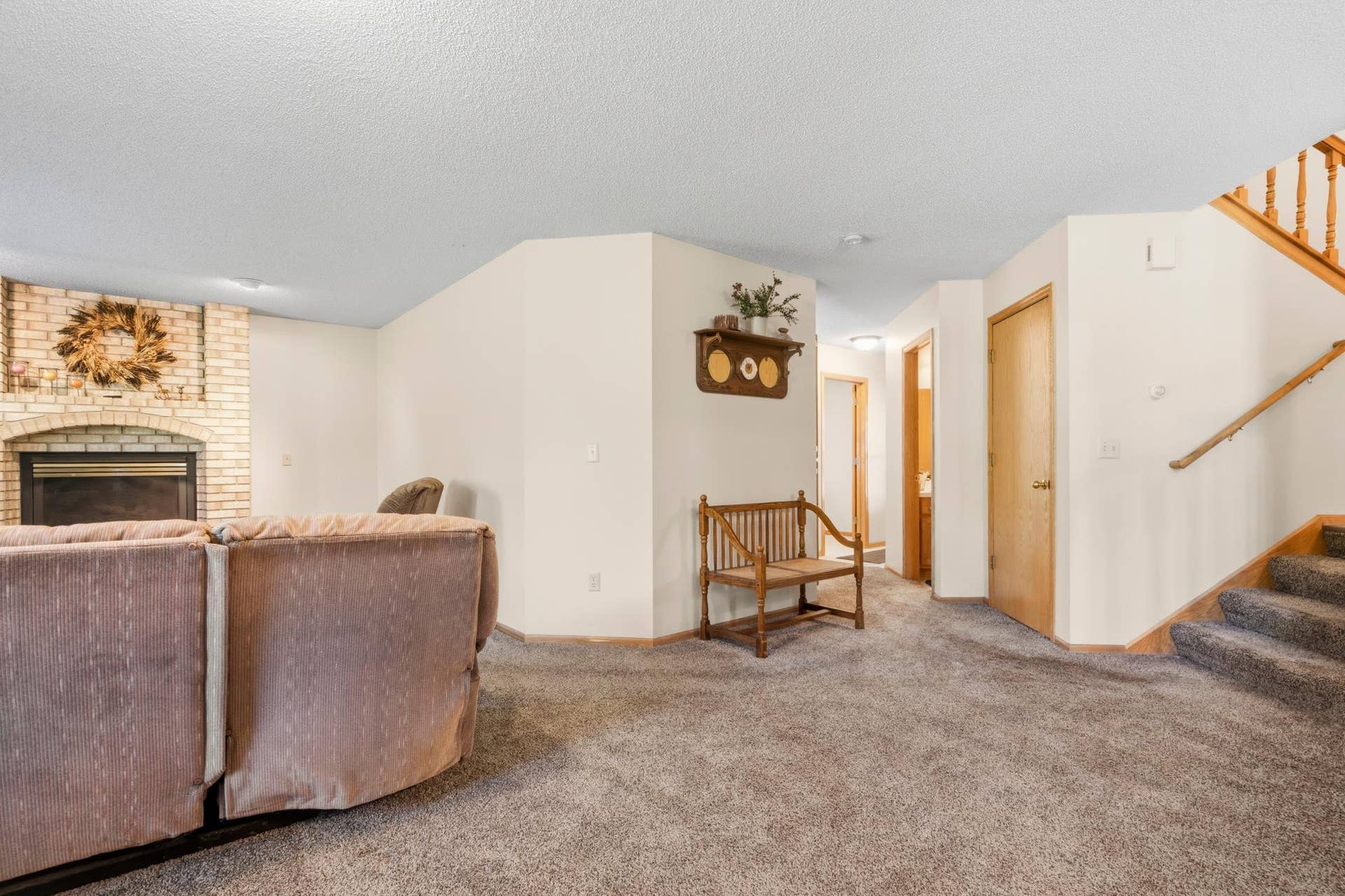 2537 Southcrest Avenue E, Maplewood, MN 55119 2537 Southcrest Avenue E, Maplewood, MN 55119