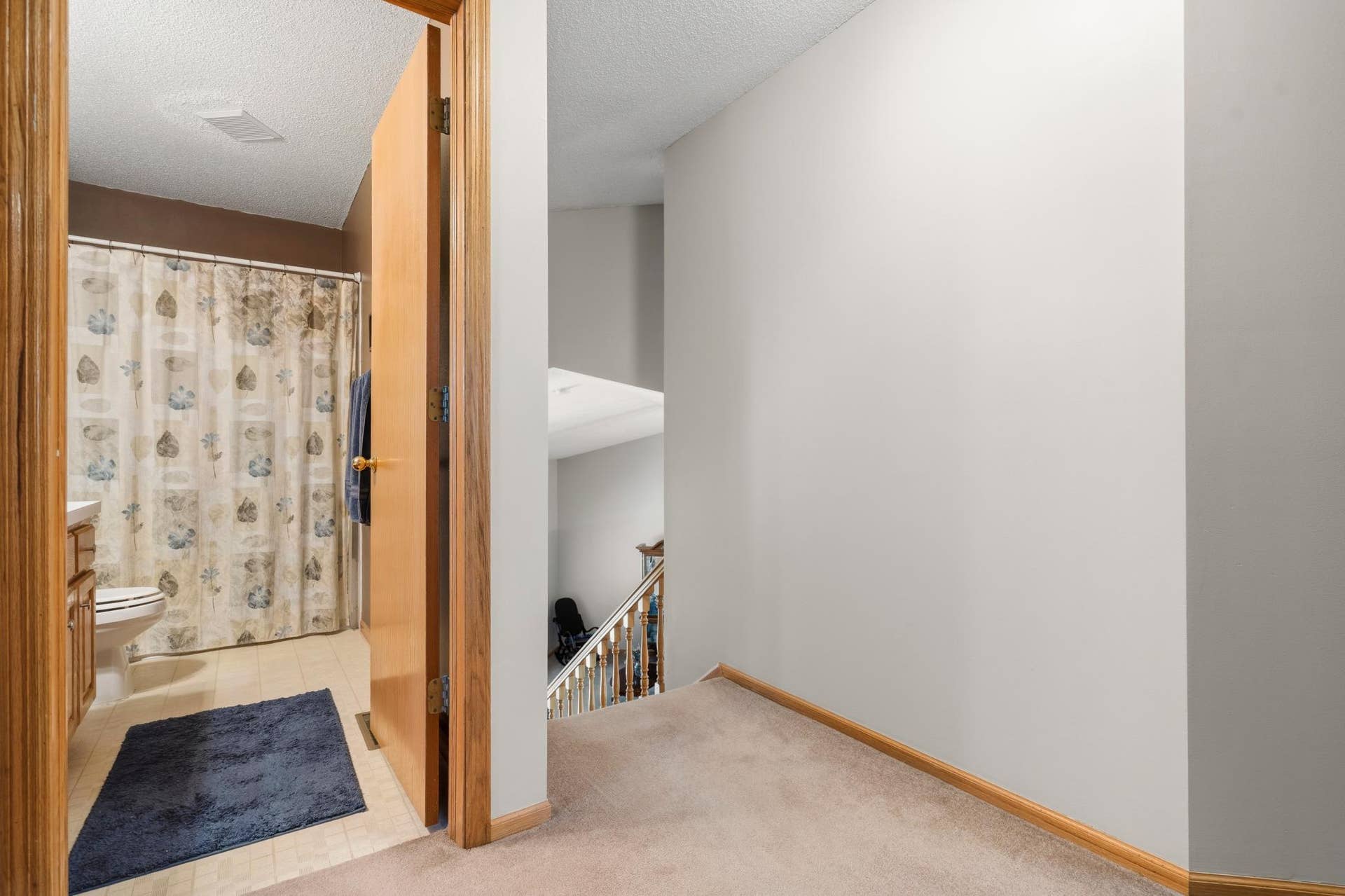 2537 Southcrest Avenue E, Maplewood, MN 55119 2537 Southcrest Avenue E, Maplewood, MN 55119
