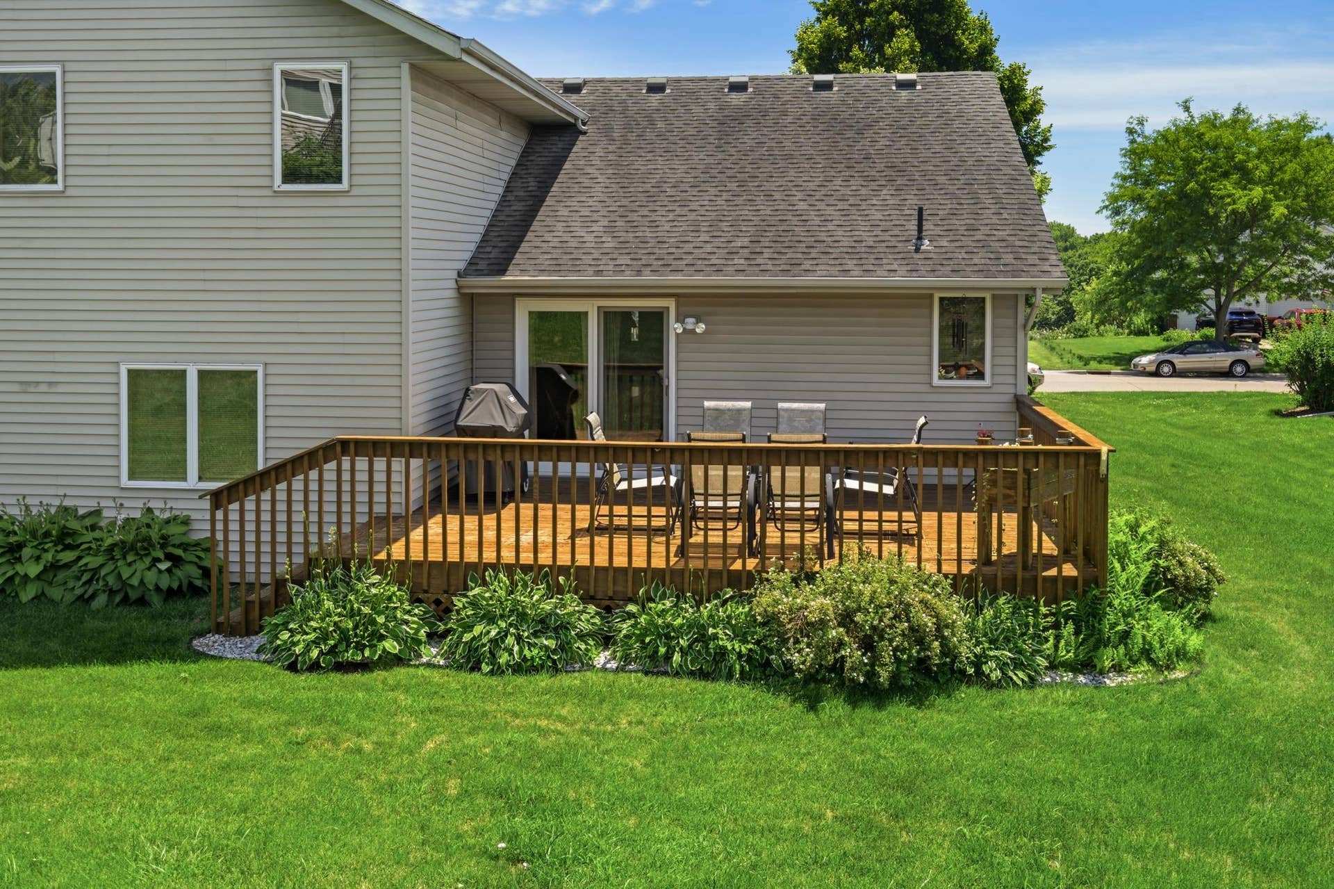 2537 Southcrest Avenue E, Maplewood, MN 55119 2537 Southcrest Avenue E, Maplewood, MN 55119