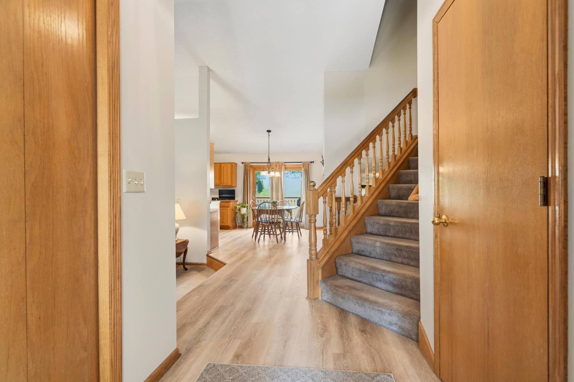 2537 Southcrest Avenue E, Maplewood, MN 55119 2537 Southcrest Avenue E, Maplewood, MN 55119