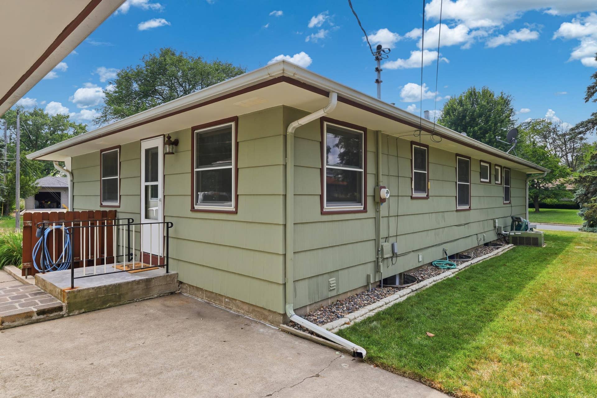 3110 W 82nd Street, Bloomington, MN 55431 HT8A2933-Edit.jpg