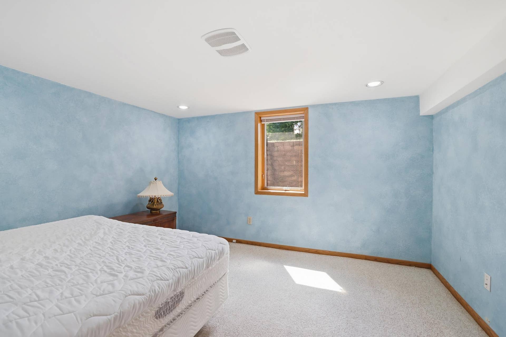 3110 W 82nd Street, Bloomington, MN 55431 HT8A2893.jpg