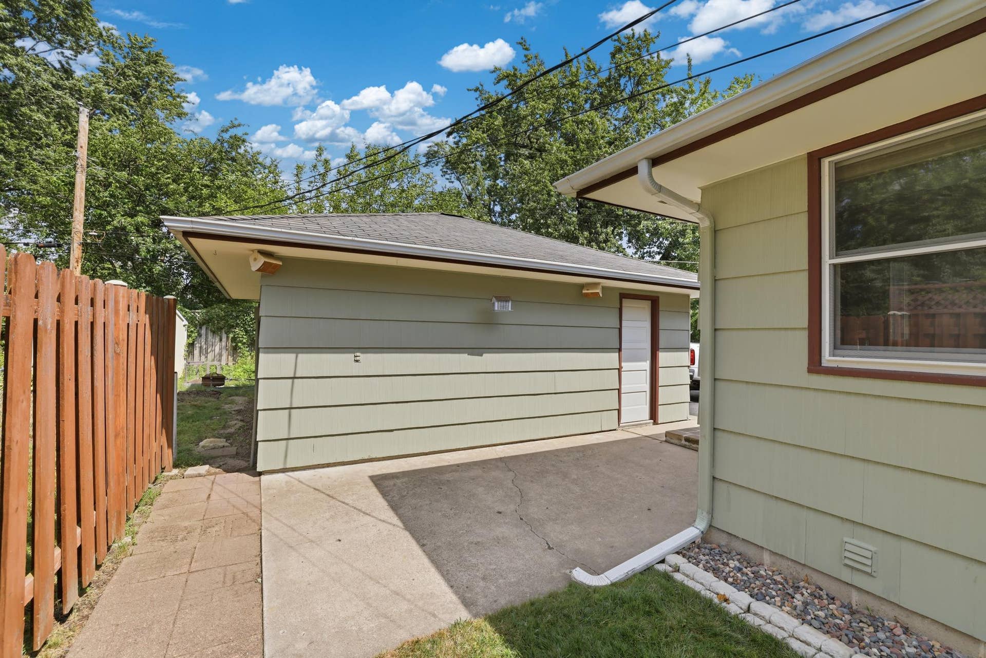 3110 W 82nd Street, Bloomington, MN 55431 HT8A2938-Edit.jpg