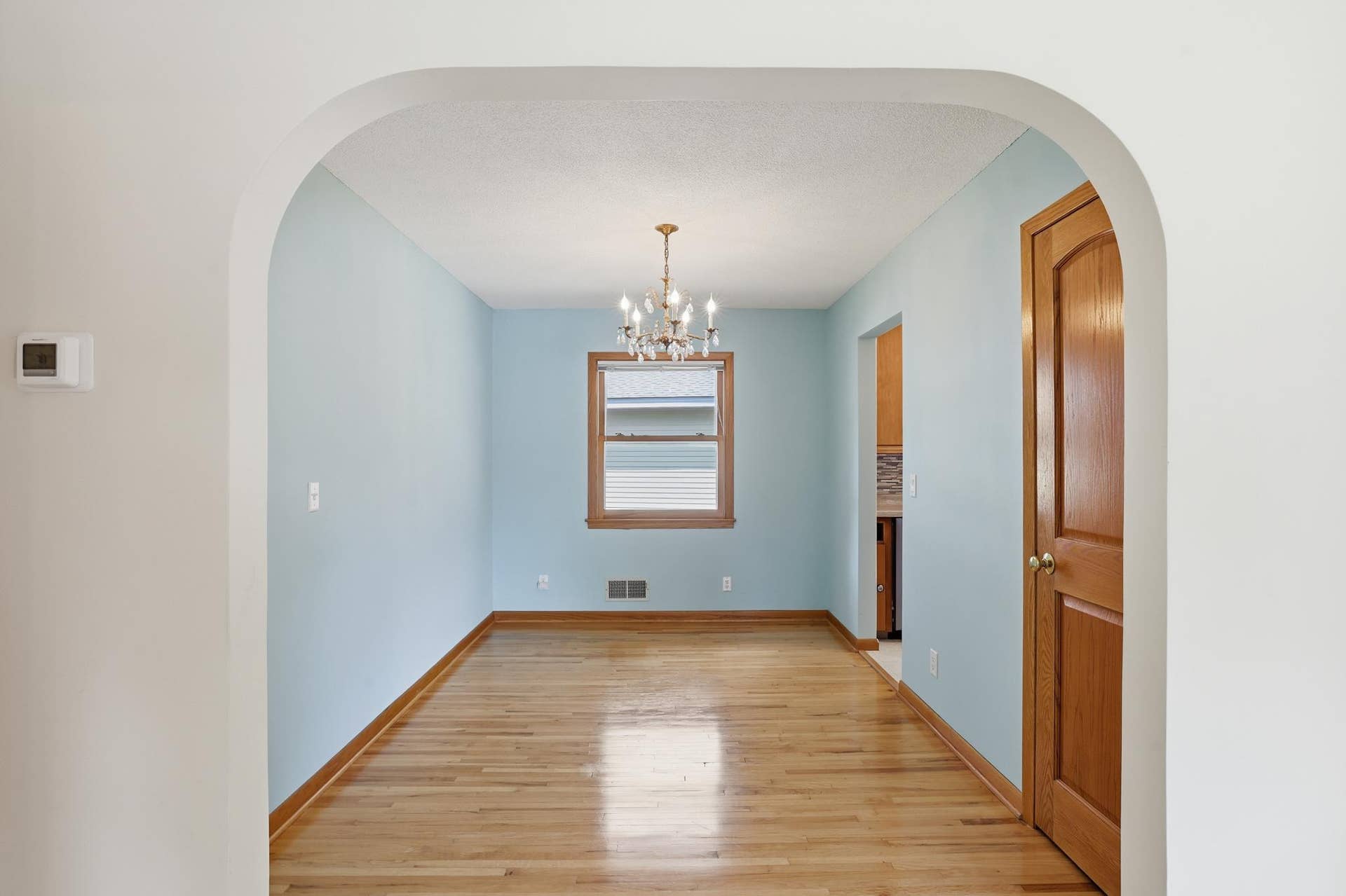 3110 W 82nd Street, Bloomington, MN 55431 HT8A2783.jpg