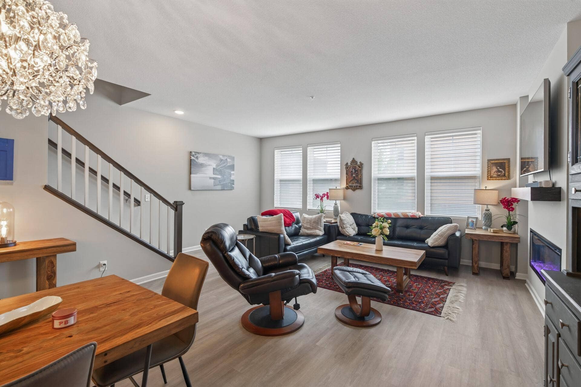 850 Mount Curve Boulevard, #C, 94, Saint Paul, MN 55116 20_850c_Mount_Curve20_mls.jpg