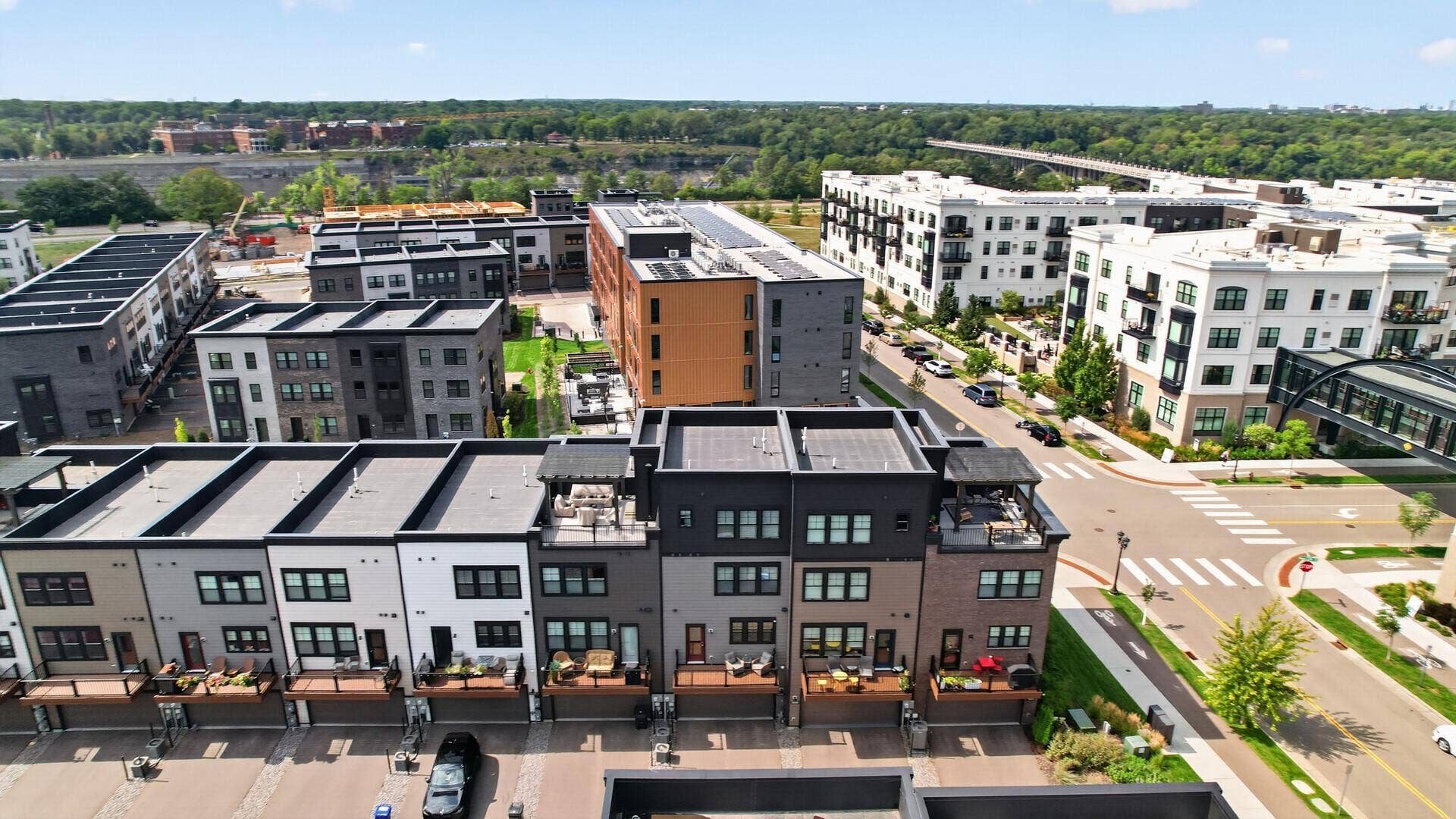 850 Mount Curve Boulevard, #C, 94, Saint Paul, MN 55116 63_850c_Mount_Curve63_mls.jpg