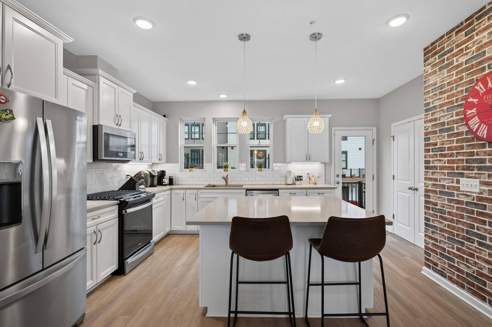 850 Mount Curve Boulevard, #C, 94, Saint Paul, MN 55116 12_850c_Mount_Curve12_mls.jpg