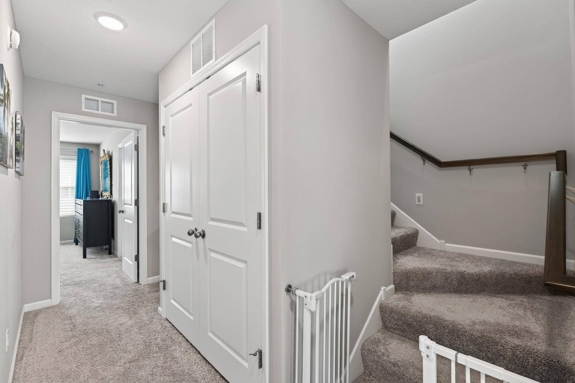 850 Mount Curve Boulevard, #C, 94, Saint Paul, MN 55116 36_850c_Mount_Curve36_mls.jpg