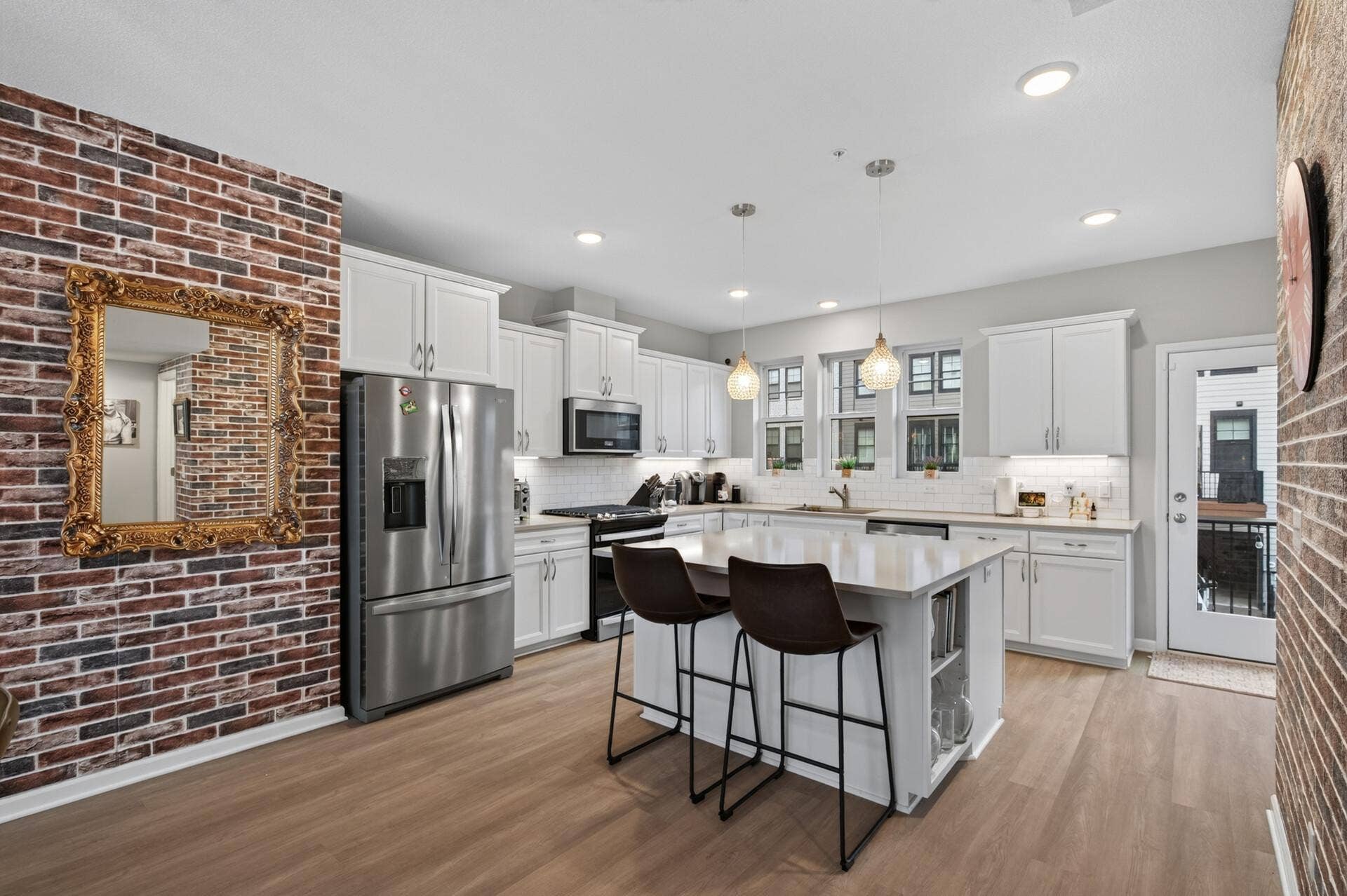 850 Mount Curve Boulevard, #C, 94, Saint Paul, MN 55116 13_850c_Mount_Curve13_mls.jpg