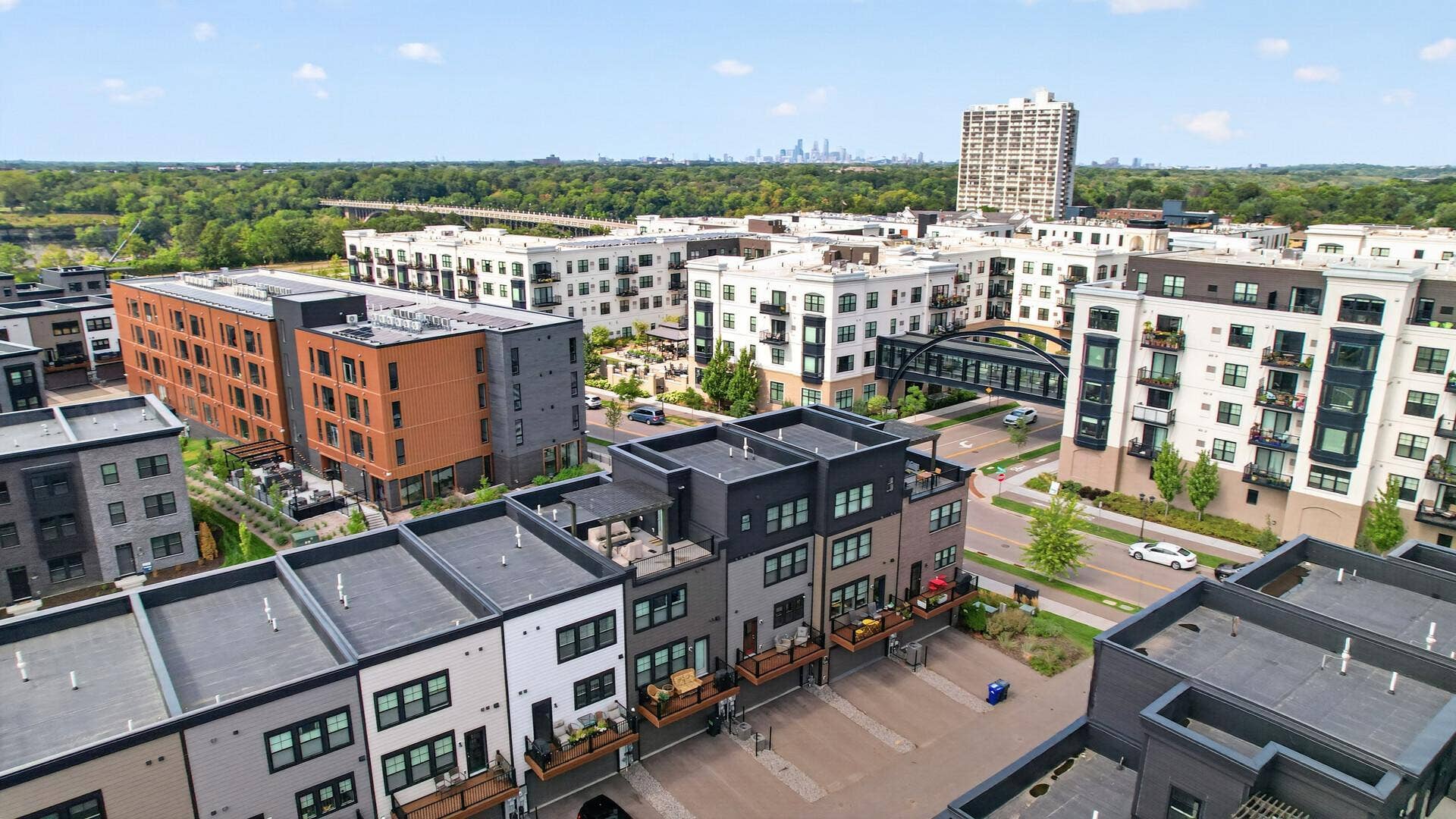 850 Mount Curve Boulevard, #C, 94, Saint Paul, MN 55116 64_850c_Mount_Curve64_mls.jpg