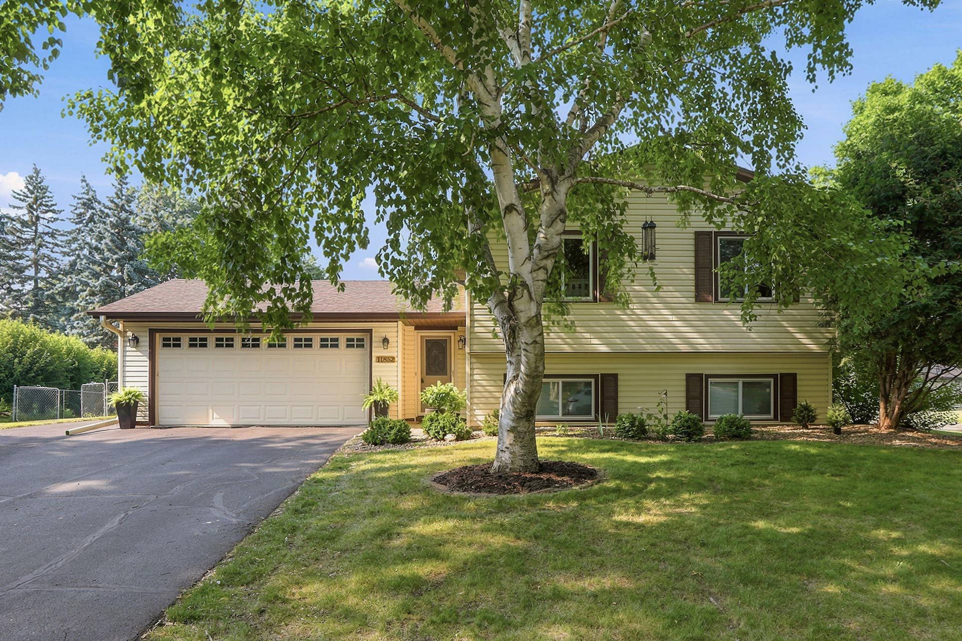 11852 99th Avenue N, Maple Grove, MN 55369 1-web-or-mls-IMG_1915.jpg