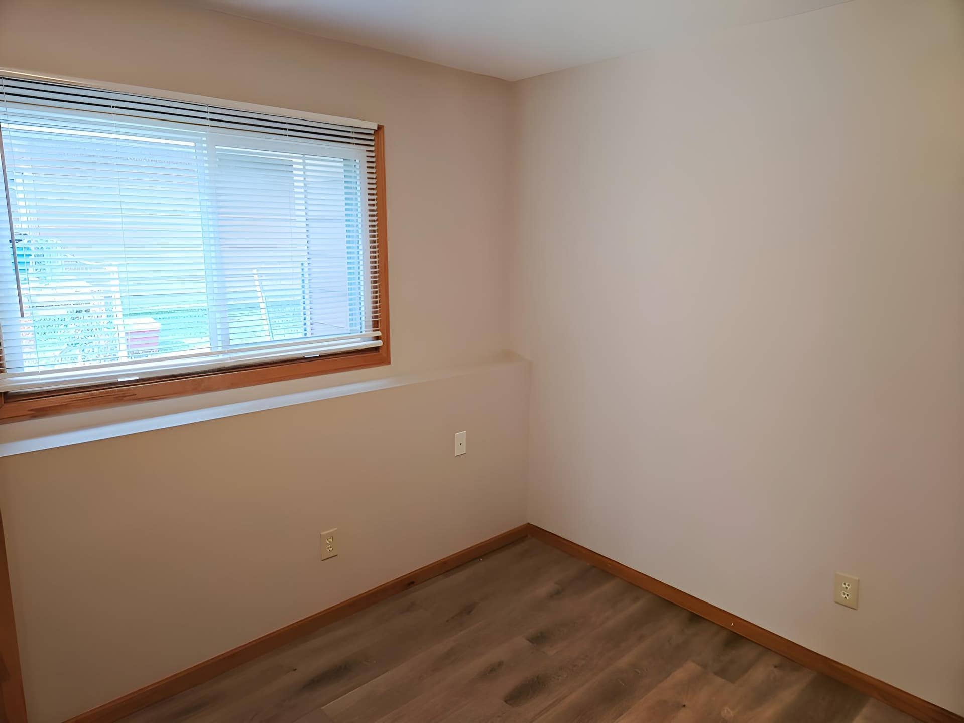 7613 Fairfield Road, Brooklyn Park, MN 55444 IMG_20260601_165812~2.jpg